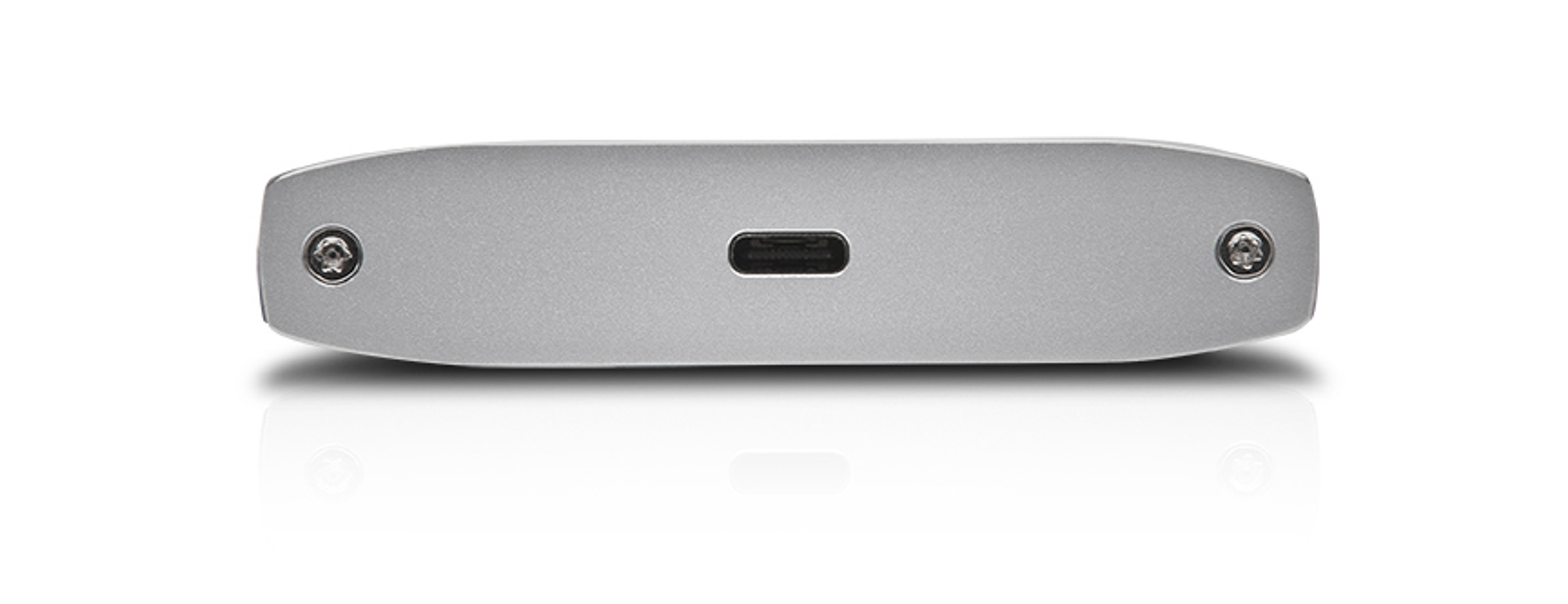 Dispositivo rettangolare argentato. Porta USB e due viti visibili. Superficie riflettente.