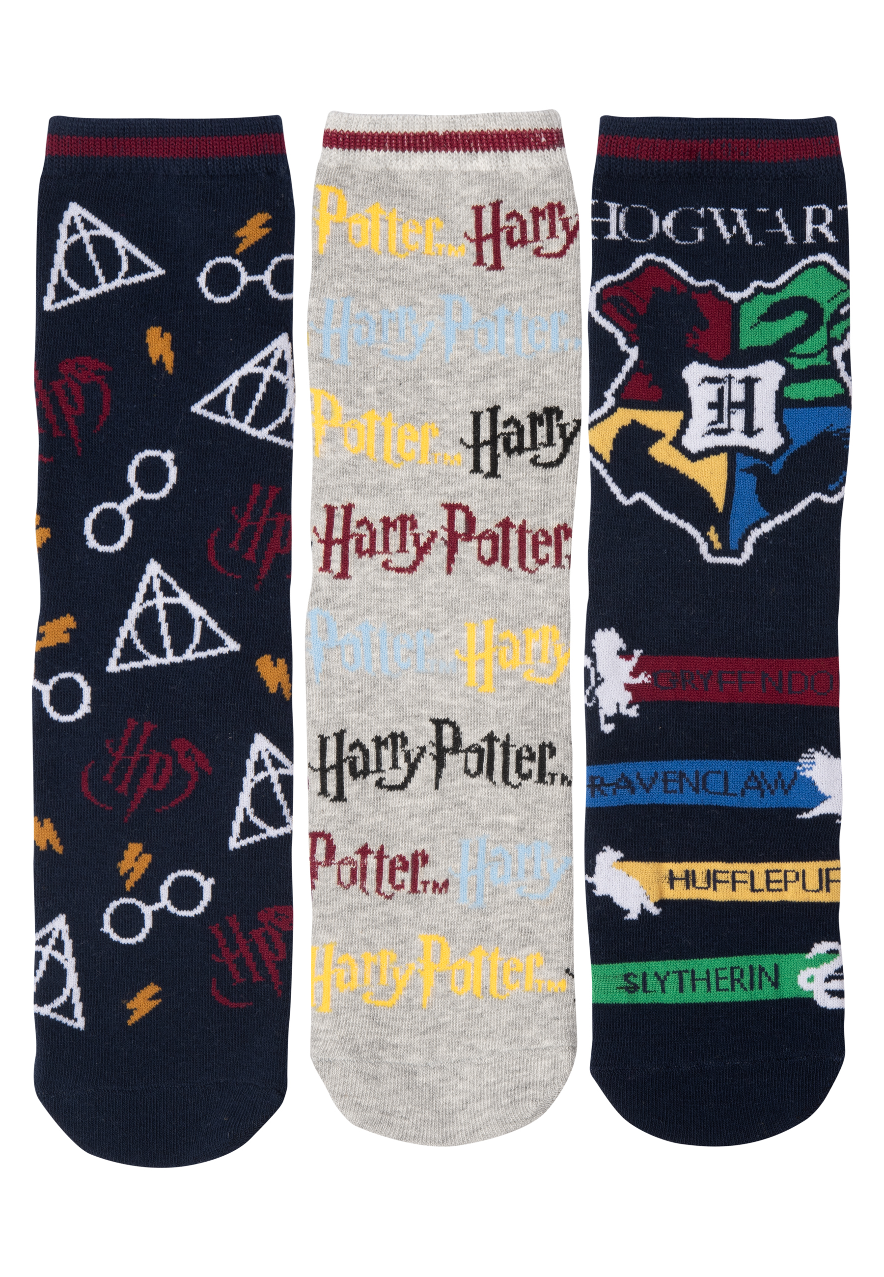 Drei Paar Harry-Potter-Socken, jeweils mit unterschiedlichen Hausfarben und Designs.