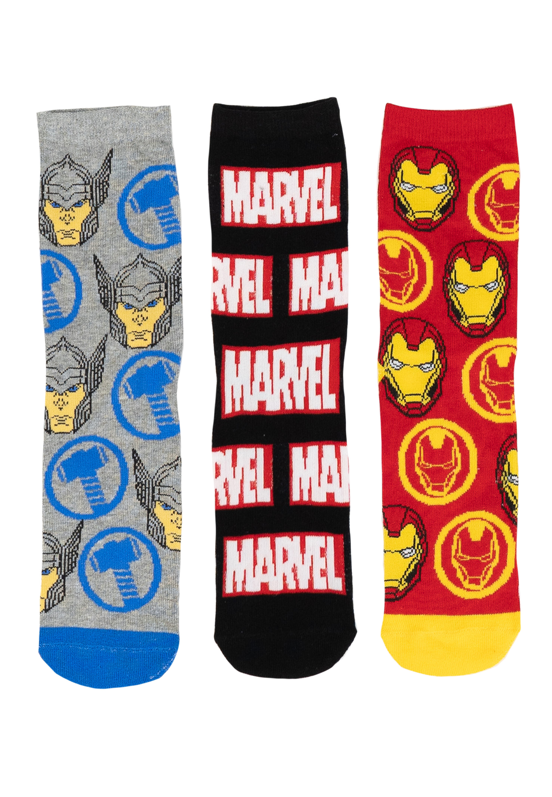Drei Socken: grau mit Thor, schwarz mit Marvel und rot mit Iron Man. Alle auf weißem Hintergrund.
