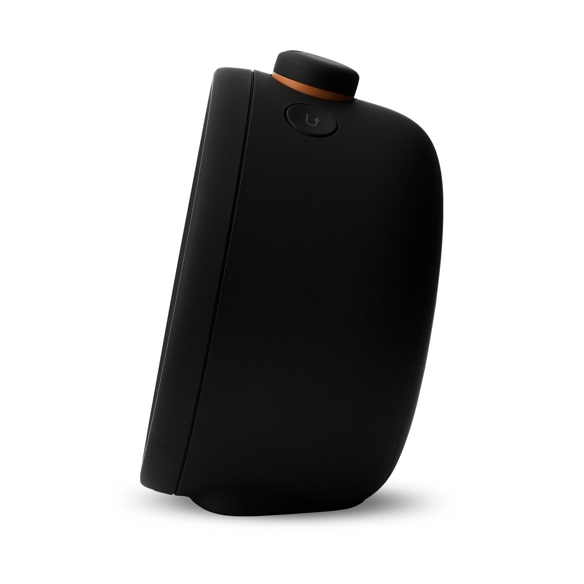 Zwarte slimme wekker met een knop bovenop. Oranje accent op de bovenste knop, zijaanzicht.