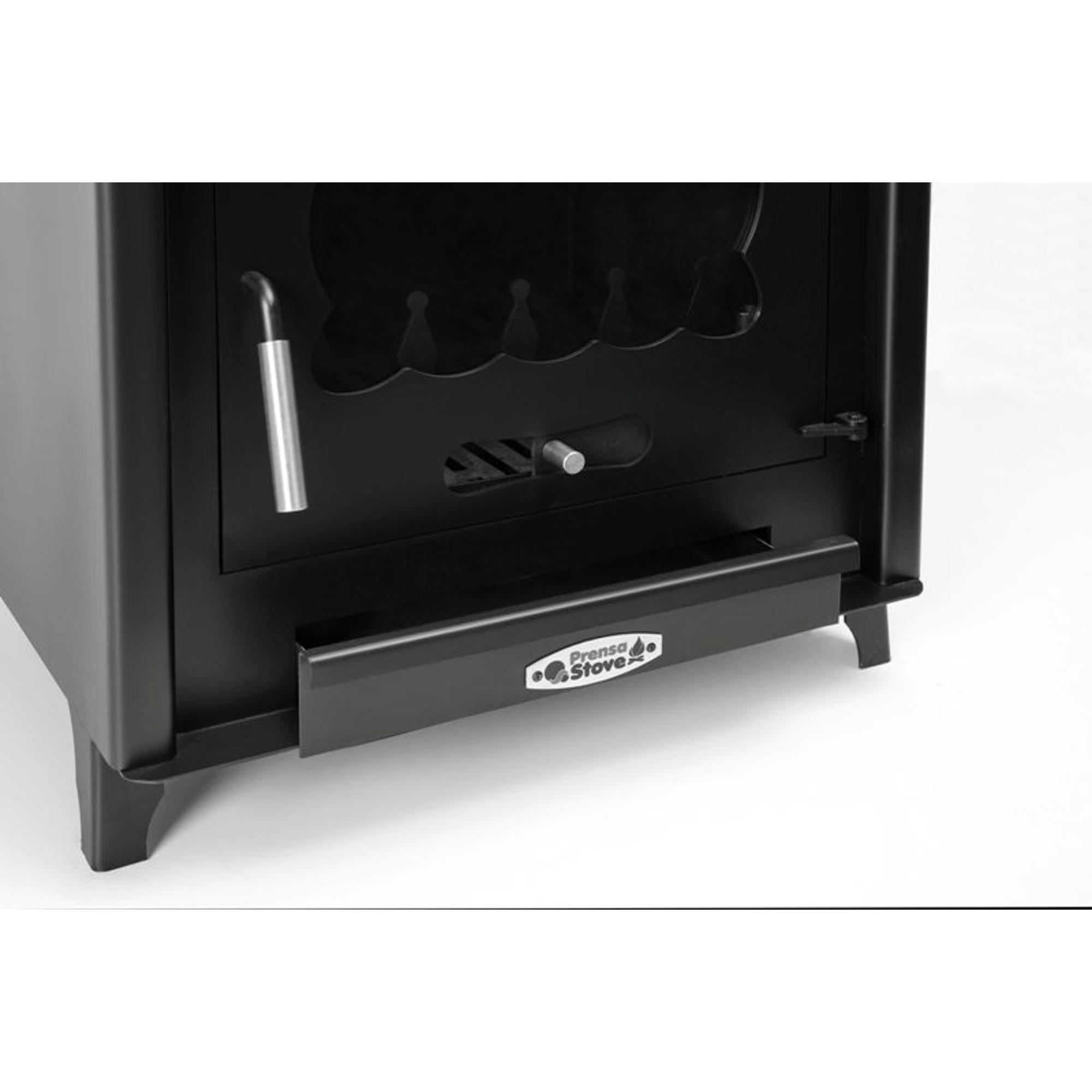 Estufa de leña negra de estilo moderno. Cuenta con una puerta, una palanca y las palabras 'Prensa Stove'.