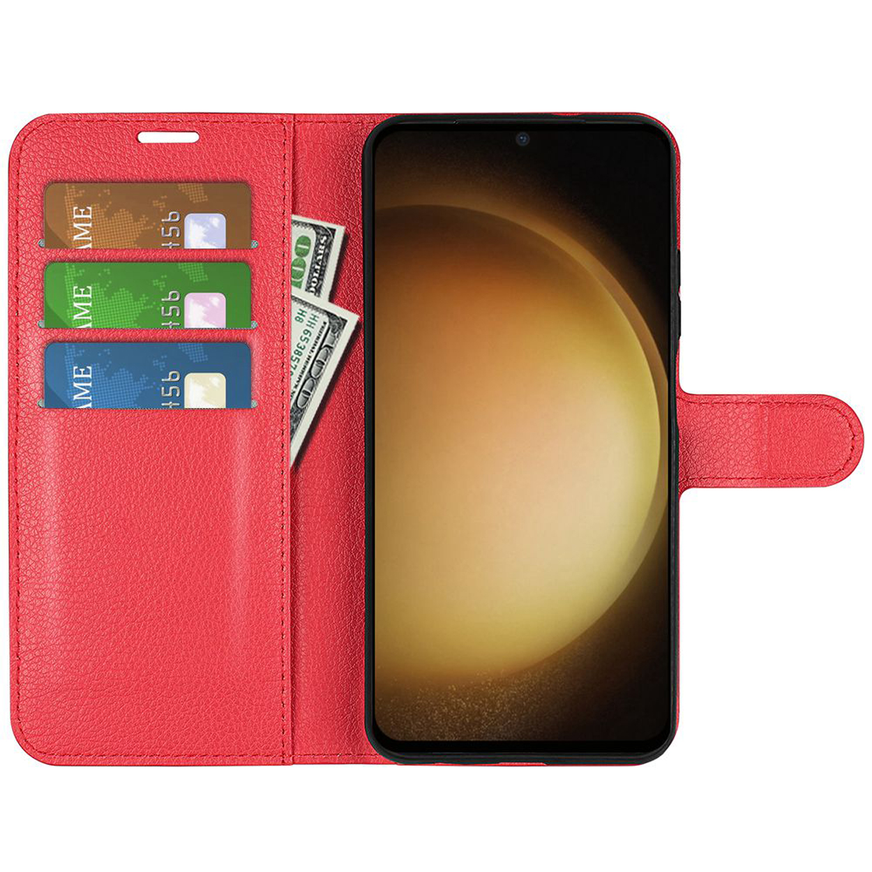 Rode telefoonhoes met telefoon, kaarten en geld. Portemonnee-achtige hoes open. De achtergrond is wit.