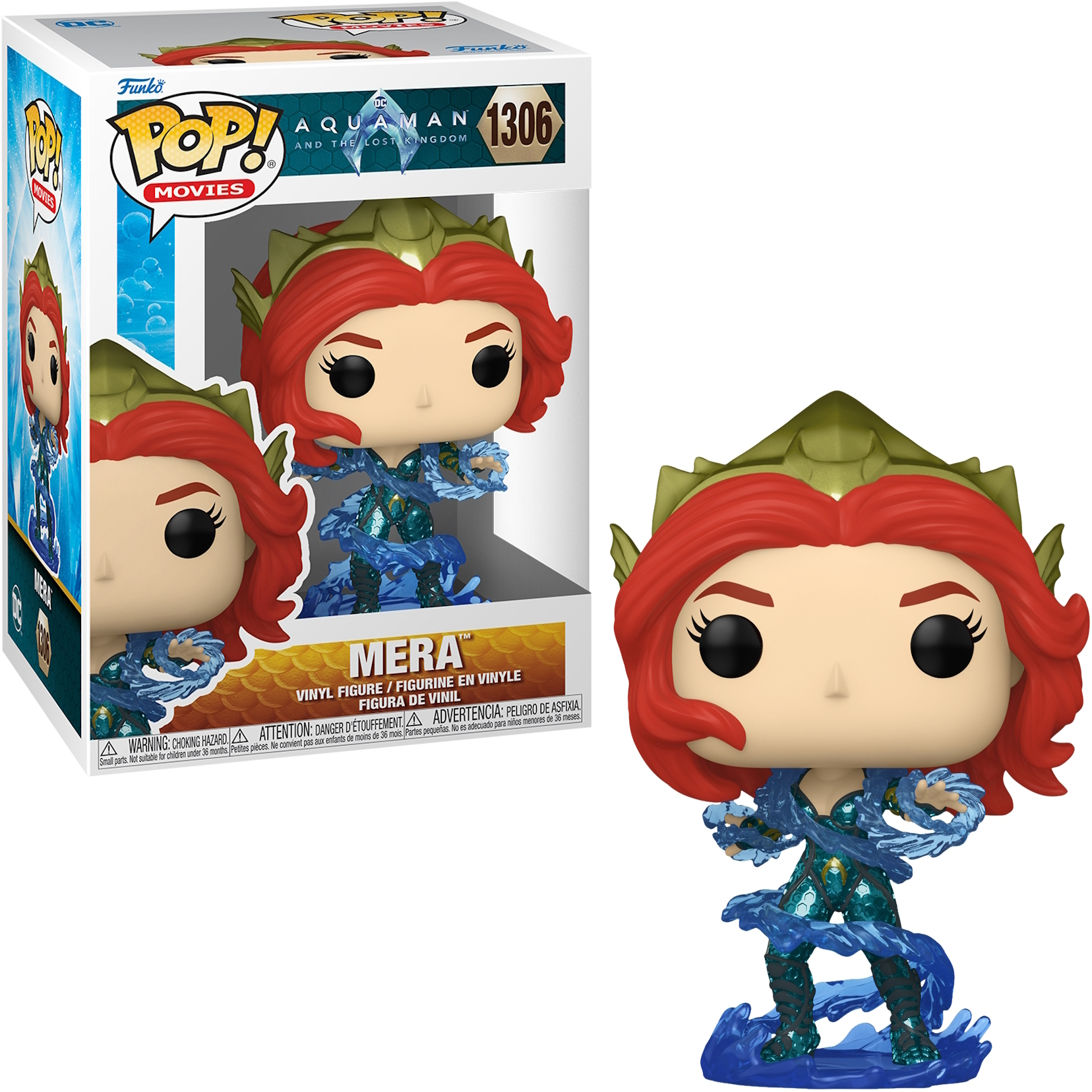 Mera-Figur, rotes Haar und grüne Krone. Sie trägt ein blaues und grünes Outfit und steht auf einem Sockel.