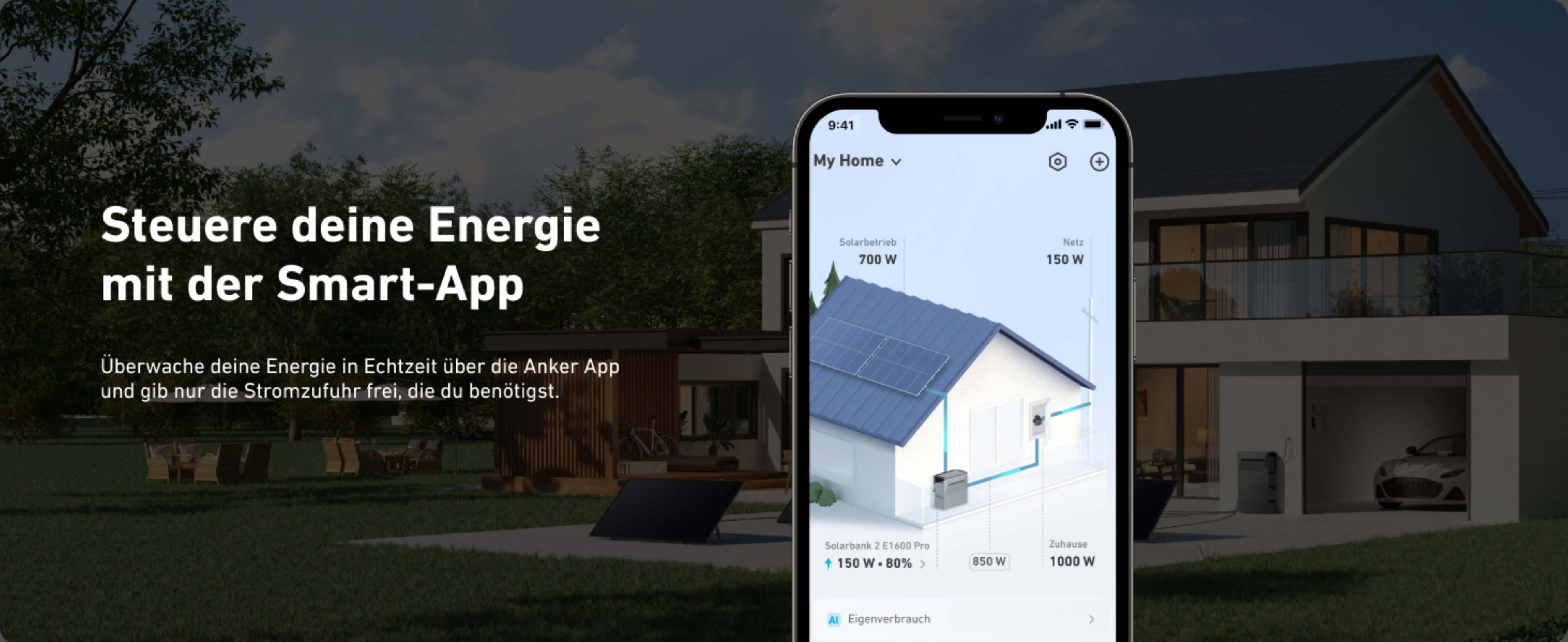 Dom z interfejsem aplikacji smart home na ekranie telefonu, panele słoneczne na dachu.