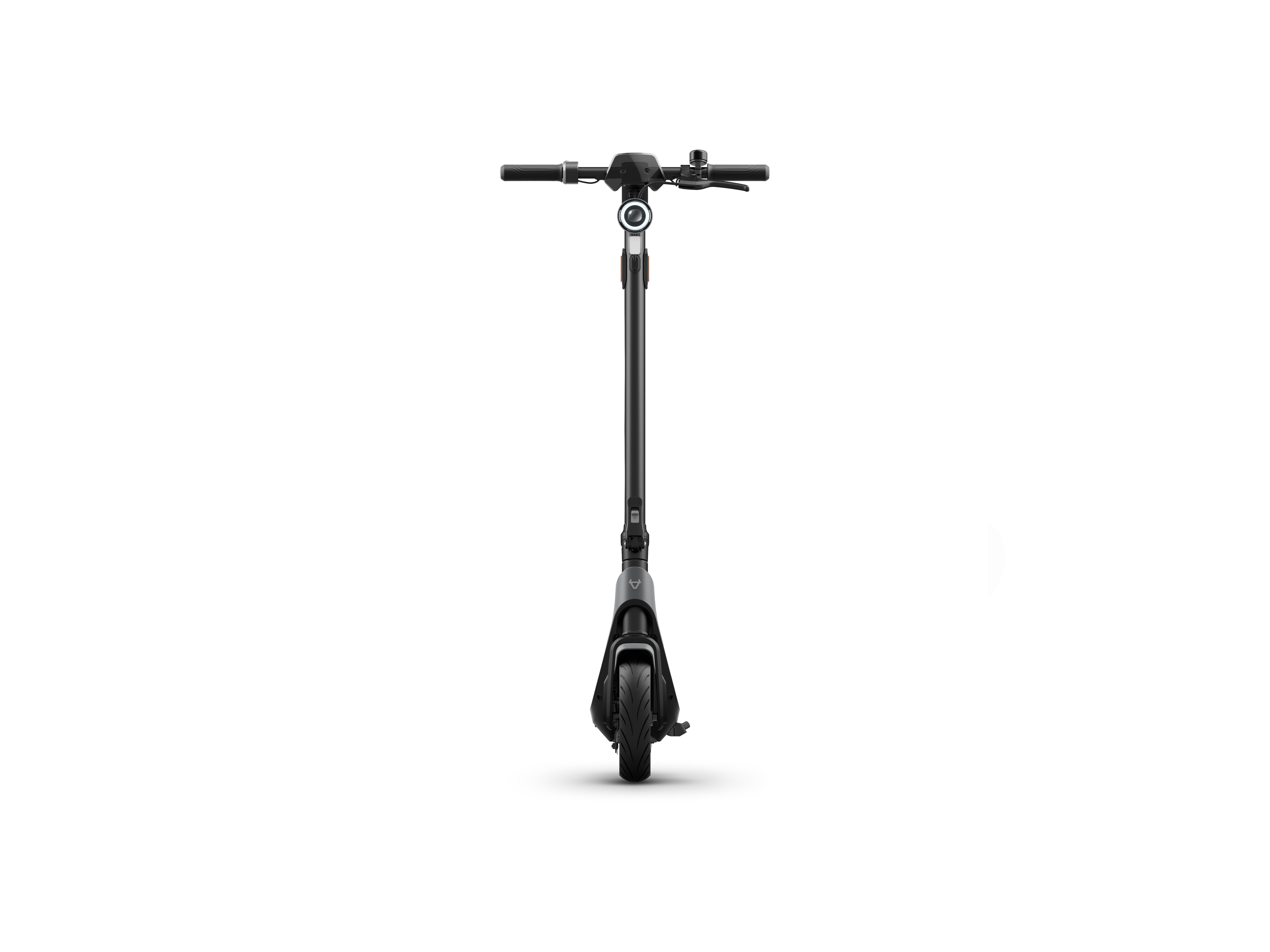 Scooter eléctrico negro, visto de frente. El manillar está en la parte superior. Fondo blanco.