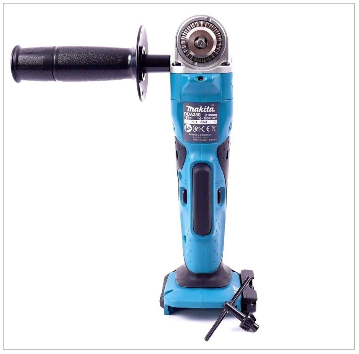 Niebiesko-czarna wiertarka Makita z bocznym uchwytem, na białym tle.