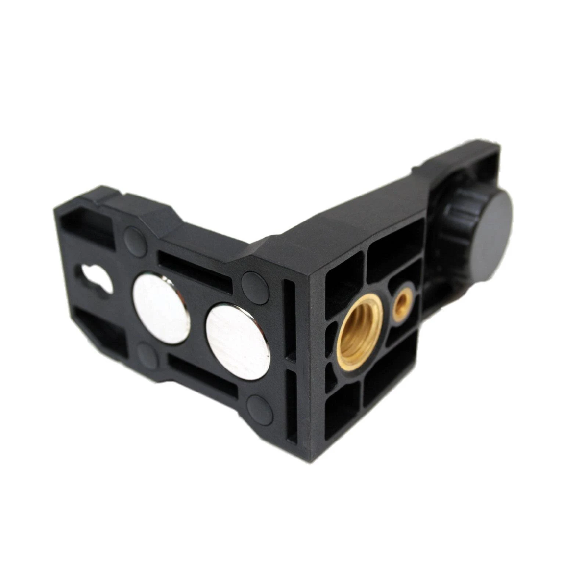 Czarny wspornik w kształcie litery L z otworem na śrubę i dwoma okrągłymi, srebrnymi magnesami.