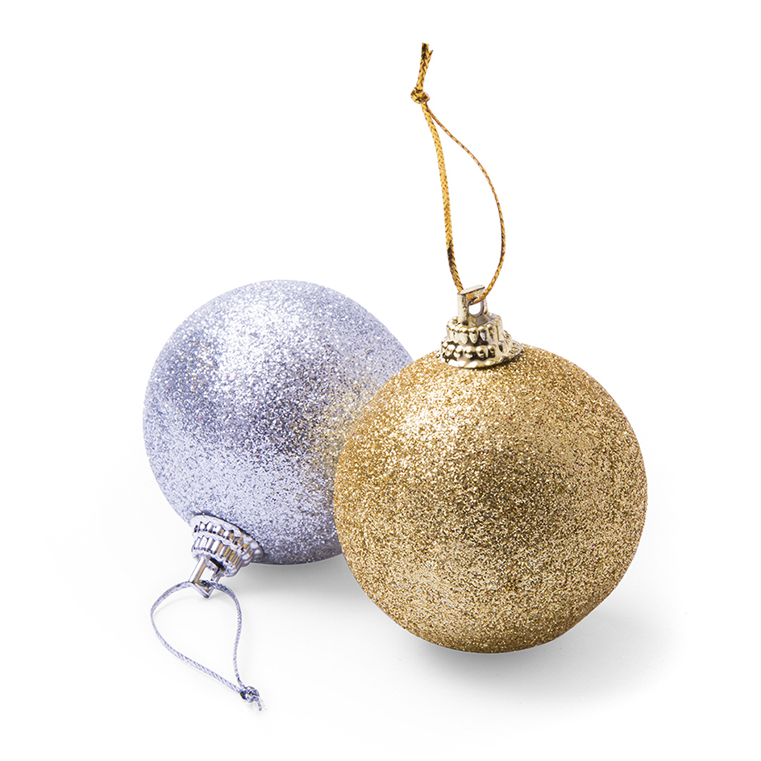 Due ornamenti natalizi. Uno è argentato e glitterato, l'altro dorato e glitterato. Entrambi hanno fili d'oro.