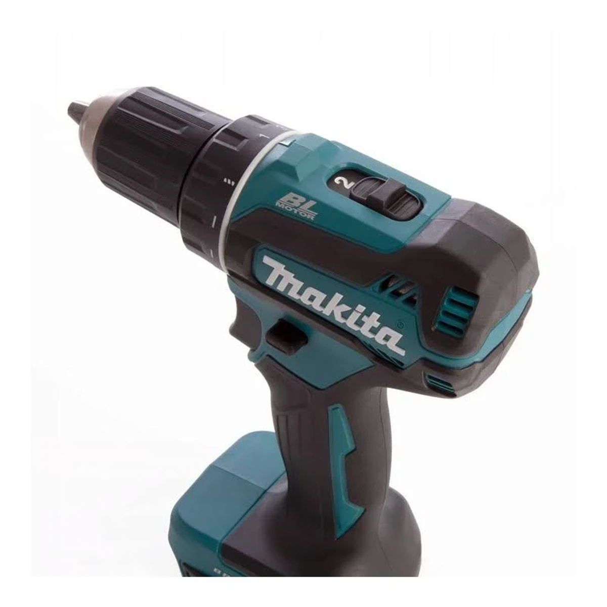 Makita teal und schwarzer Akku-Bohrschrauber auf weißem Hintergrund.