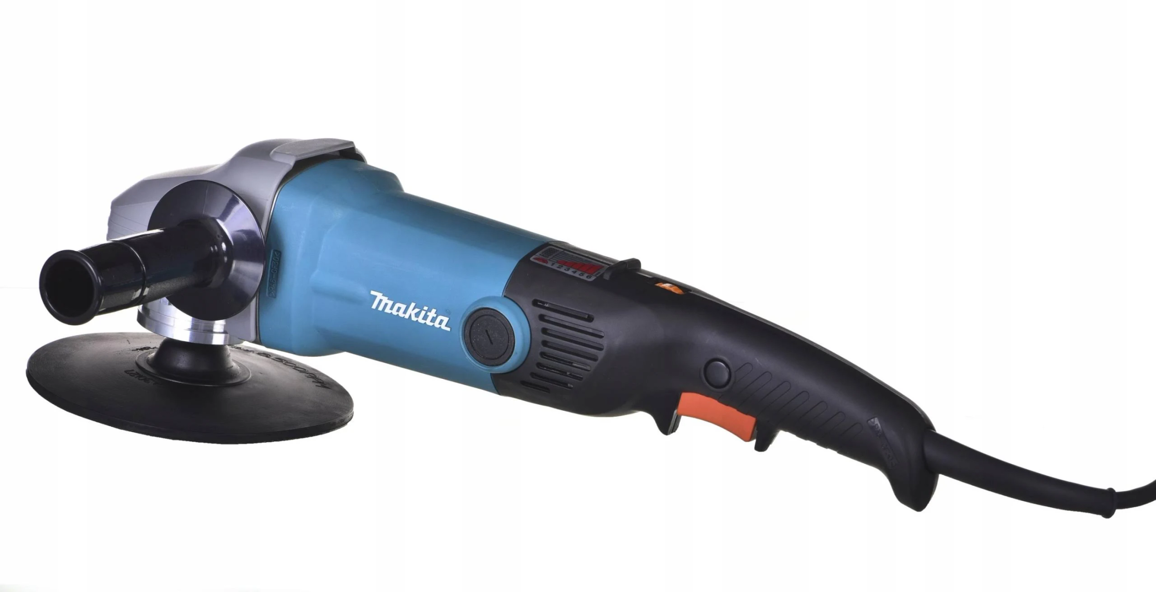 Una amoladora Makita azul y plateada sobre fondo blanco, en ángulo hacia la derecha.