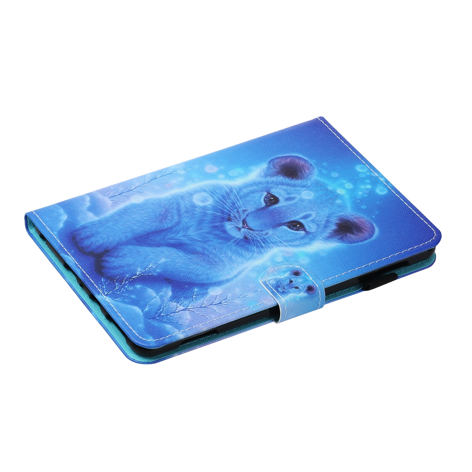 Blaue Tablethülle mit Löwenjung-Design. Geschlossen, mit Verschluss. Hintergrund ist weiß.