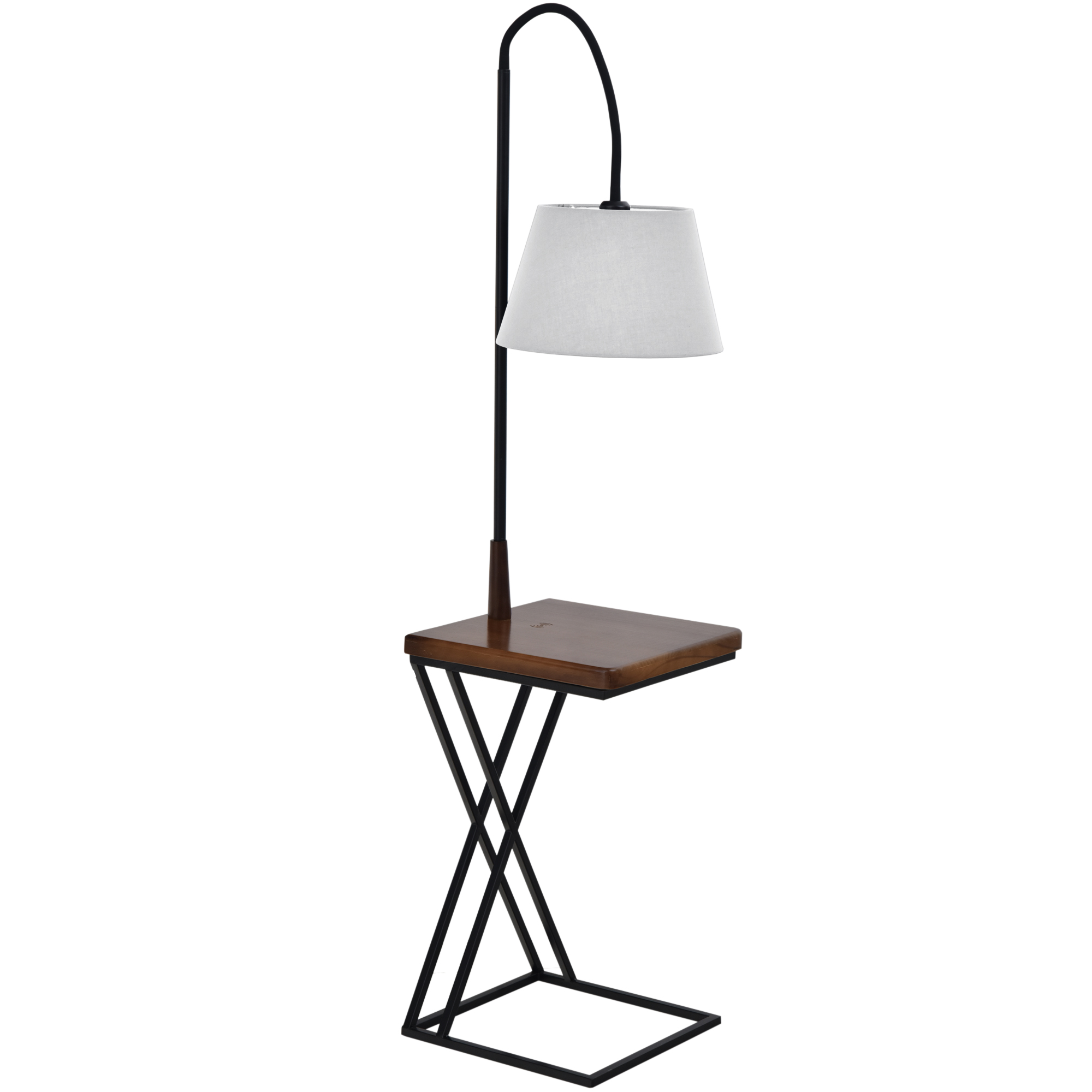 Una combinazione di lampada nera e tavolino, con paralume bianco, su sfondo bianco.