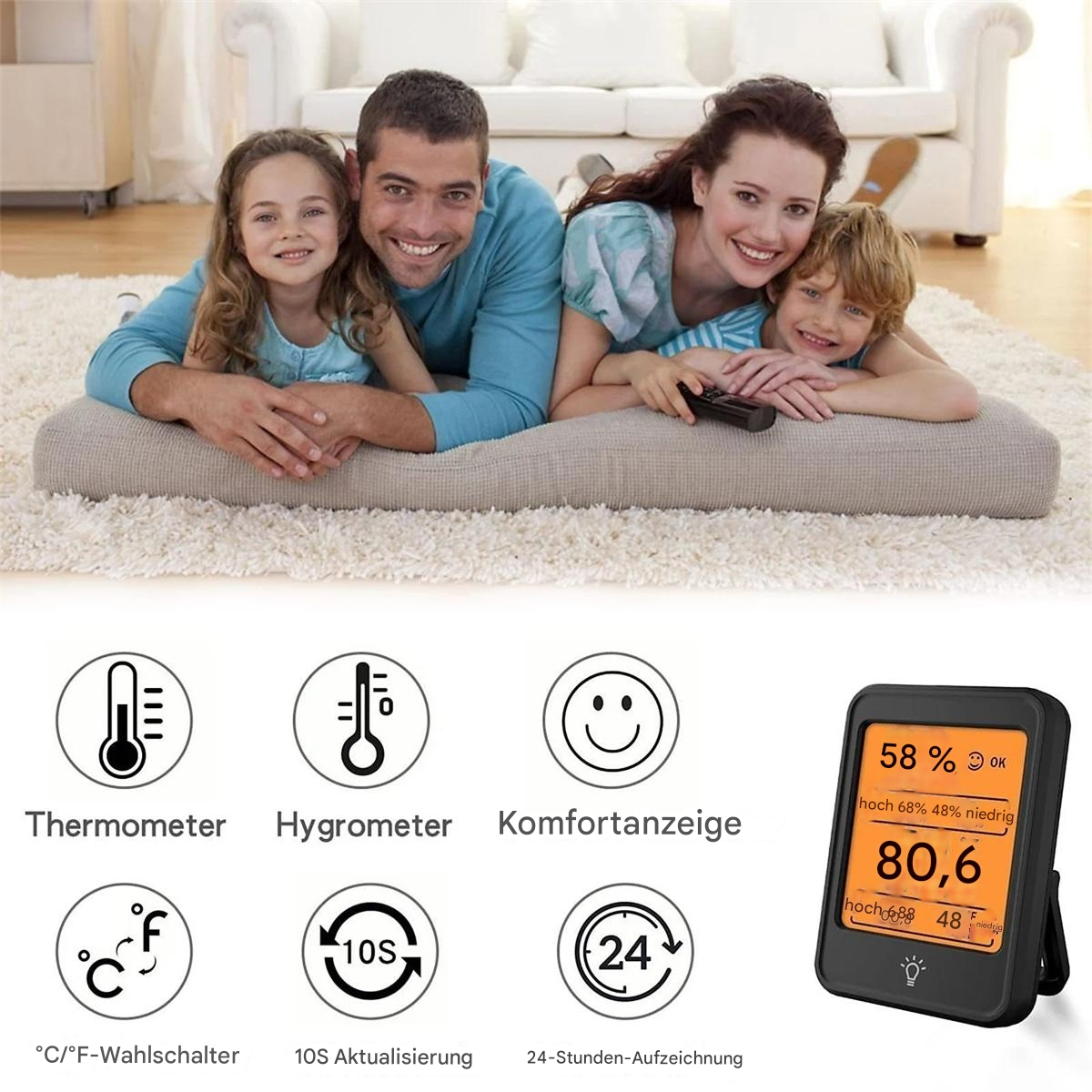Vierköpfige Familie lächelt vor Couch mit Luftqualitätsmonitor.