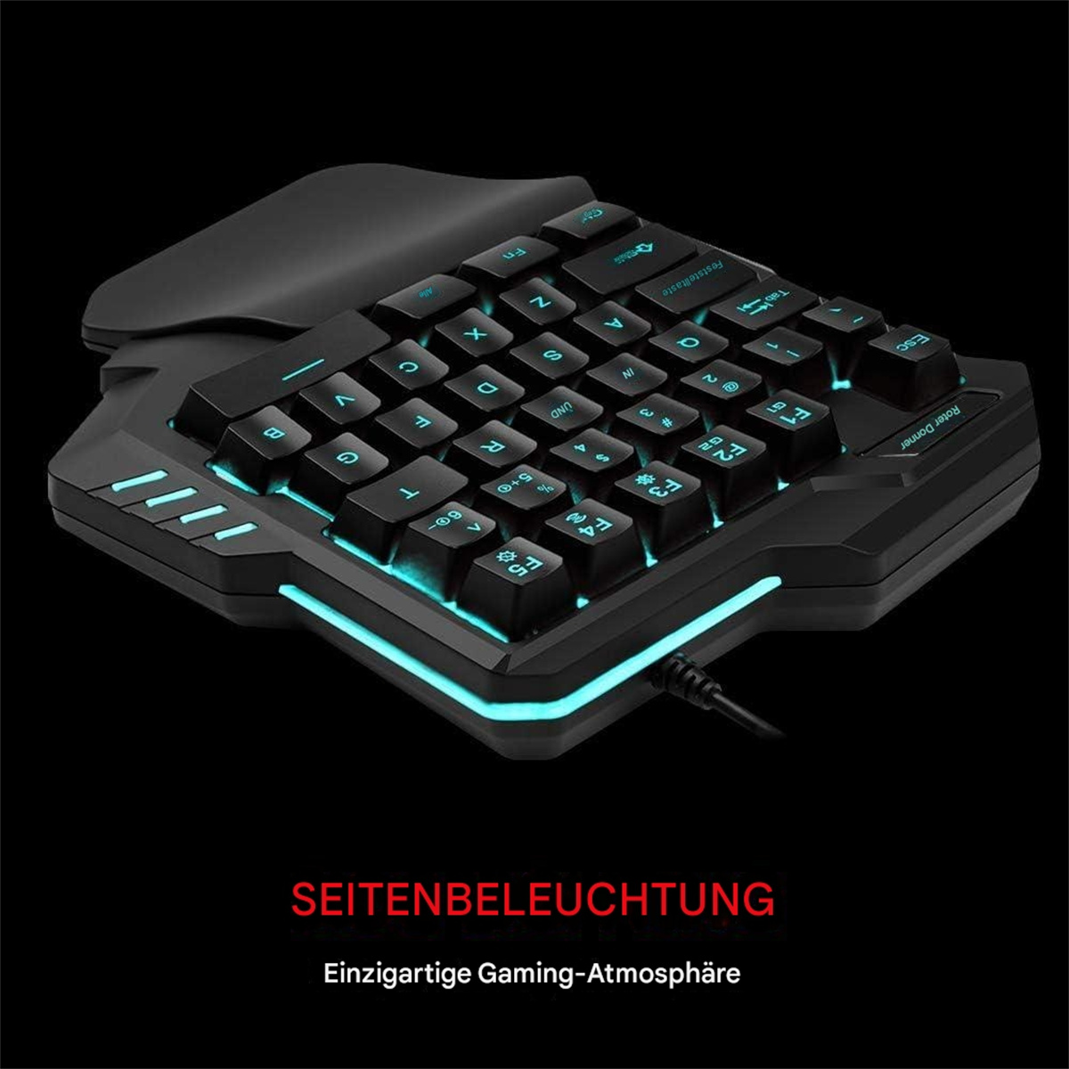 Schwarzes Gaming-Tastenfeld mit blauen Lichtern. Hat eine Handballenauflage und ergonomisches Design. Schwarzer Hintergrund.