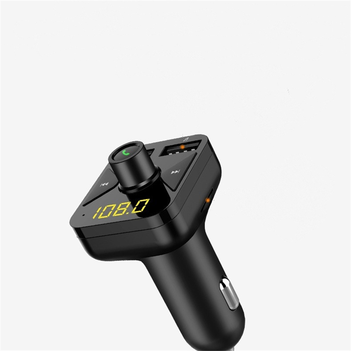 Schwarzer Kfz-FM-Transmitter mit Digitalanzeige 108.0. Mit USB-Anschluss.