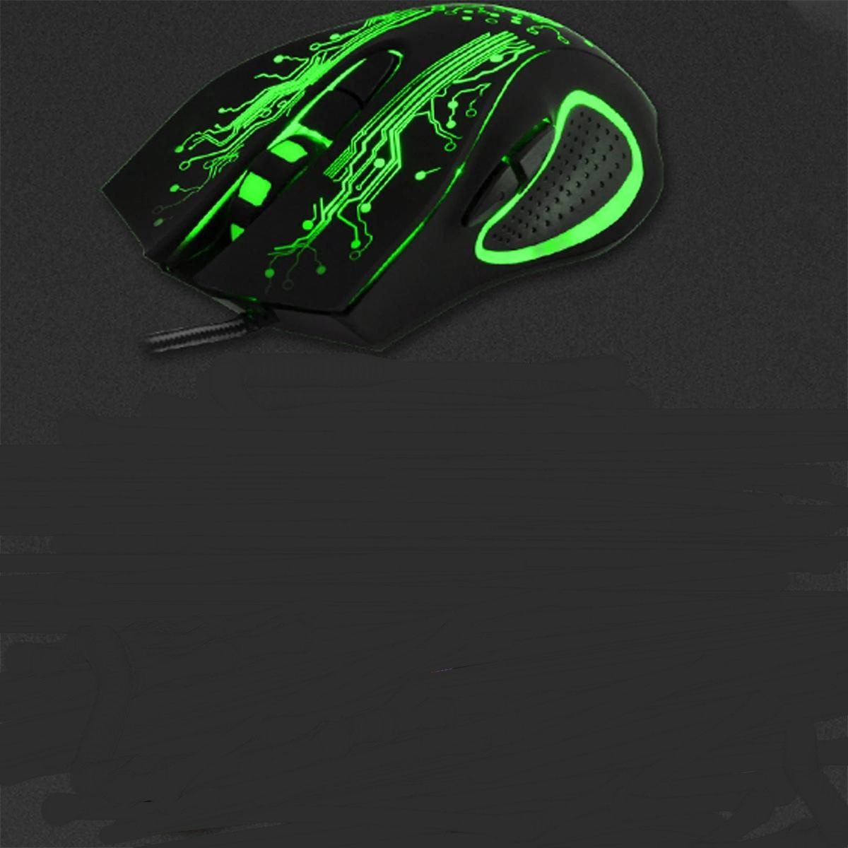 Schwarze Gaming-Maus mit grünen Neon-Akzenten. Leiterplatten-Design oben. Kabelgebundener Anschluss.