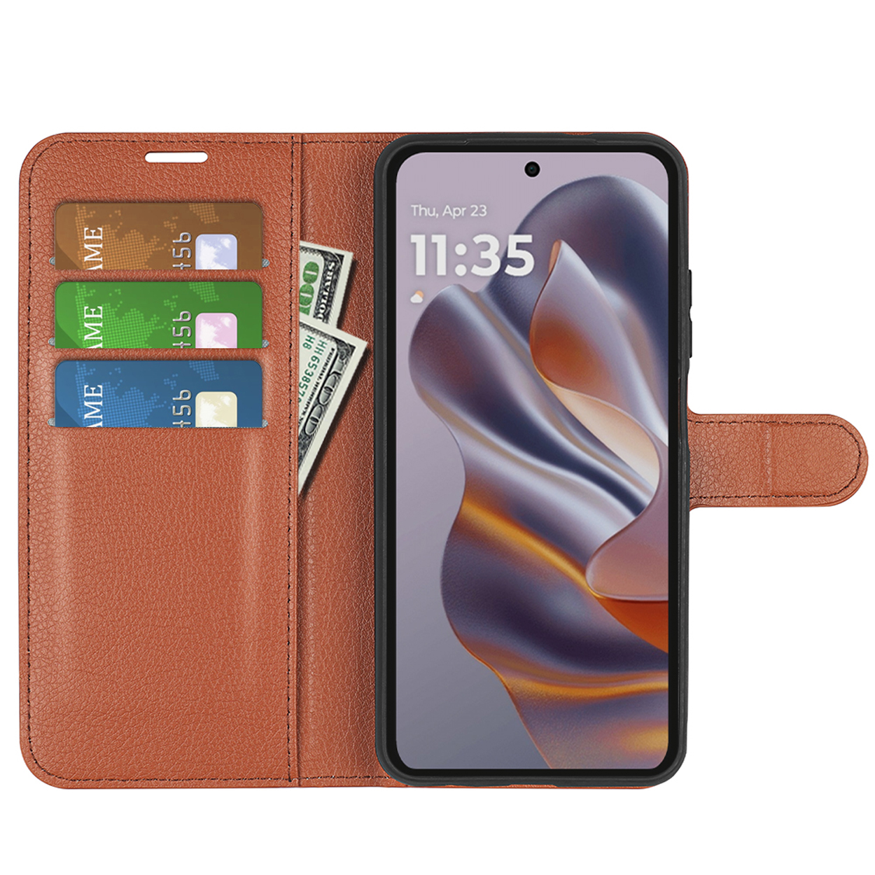 Open oranje telefoonhoes met kaarten, contanten en telefoon met tijd en datum.