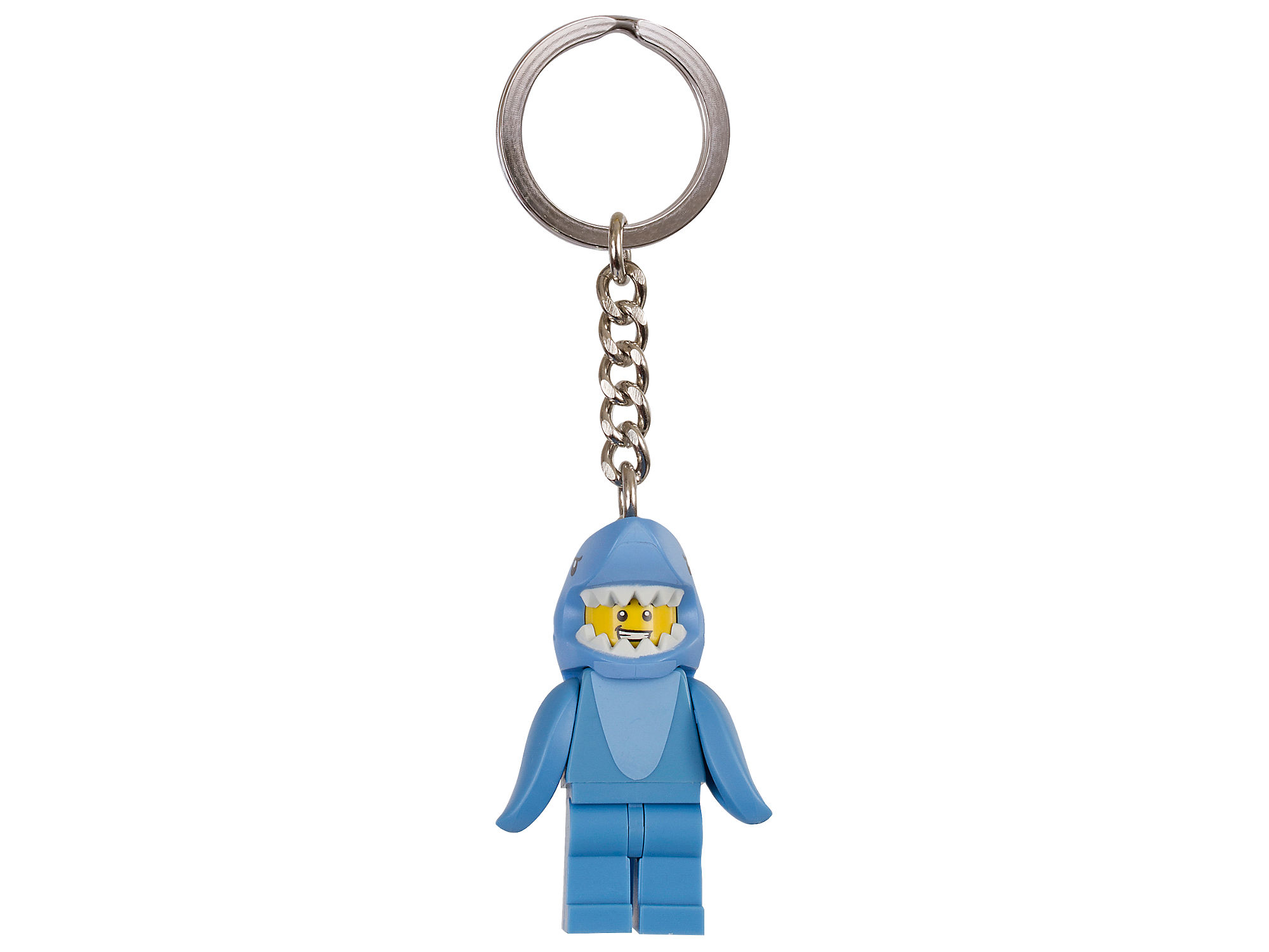 Metal bir halka ve zincirden sarkan, mavi köpek balığı kostümlü bir minifigür içeren bir LEGO anahtarlık.