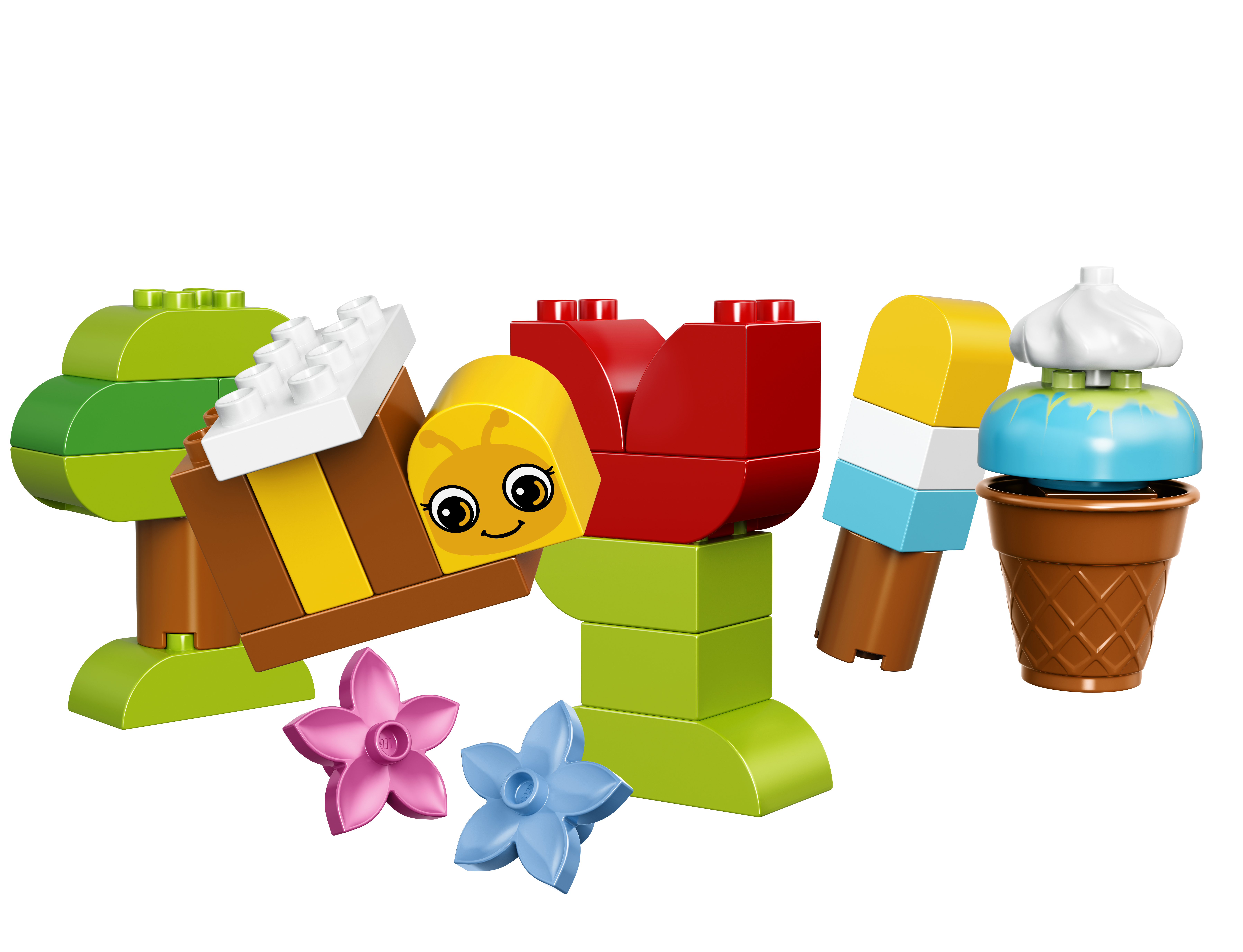 Set Duplo con fiori, coni gelato, un'ape e un albero fatti con blocchi Lego.