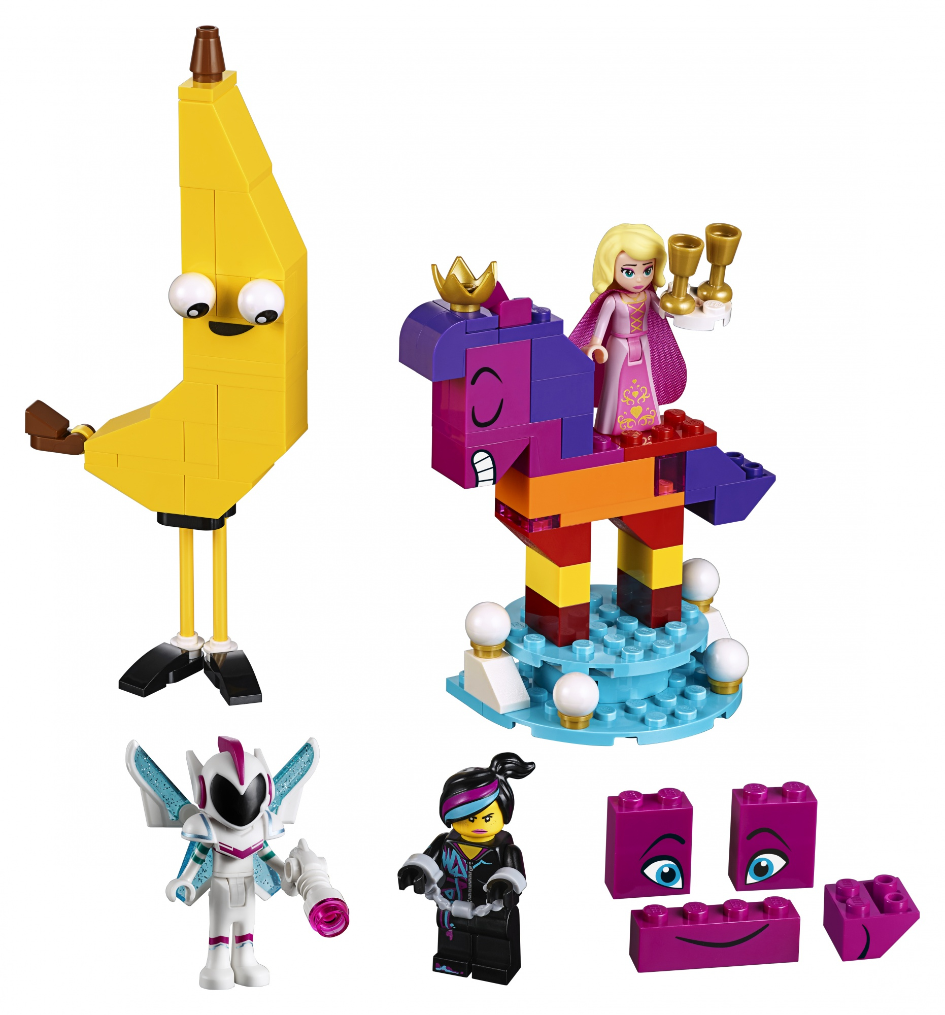 Figurki Lego: banan, koń z księżniczką i dwie figurki żeńskie na białym tle.