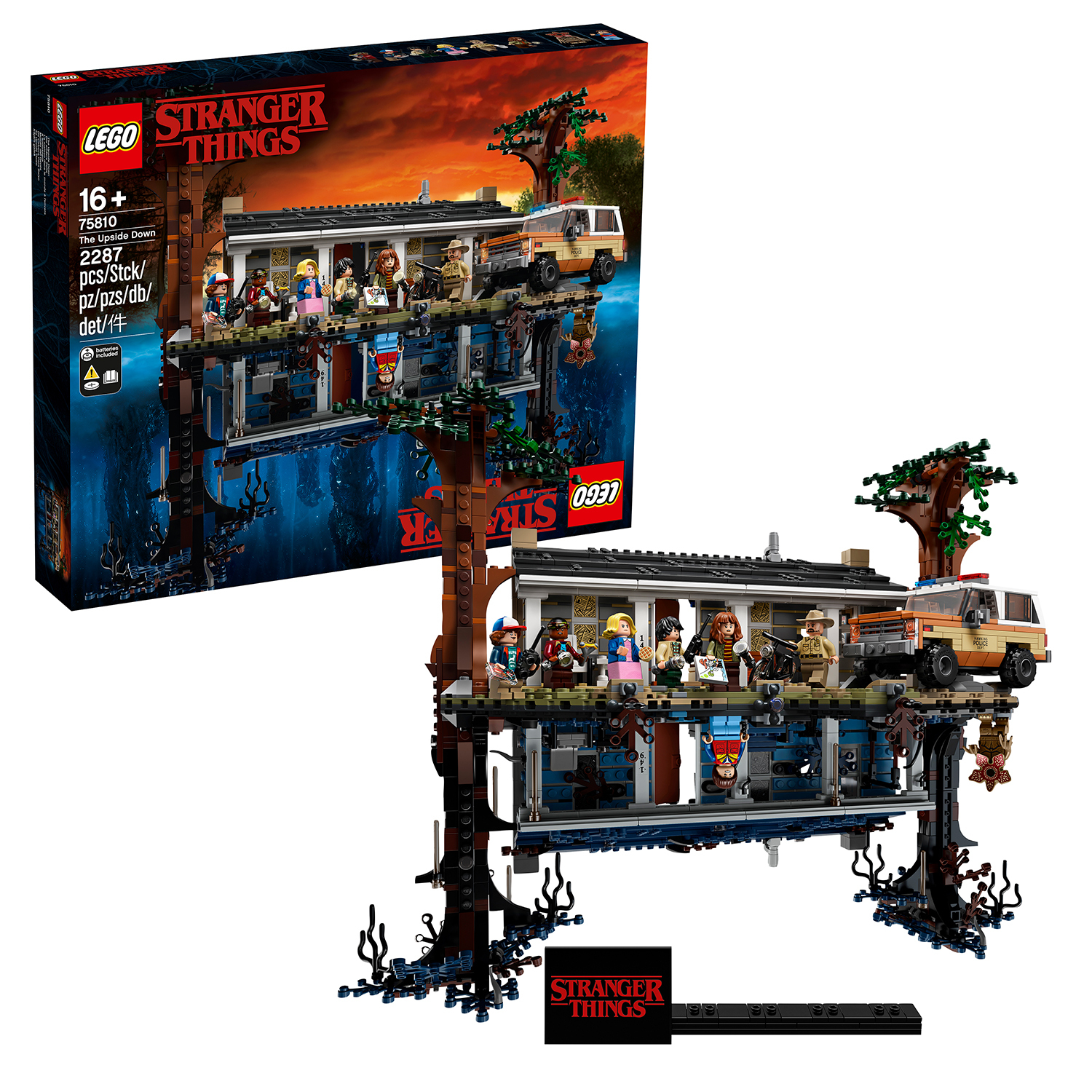 LEGO Stranger Things seti: The Upside Down, figürler ve bir ev modeli ile.