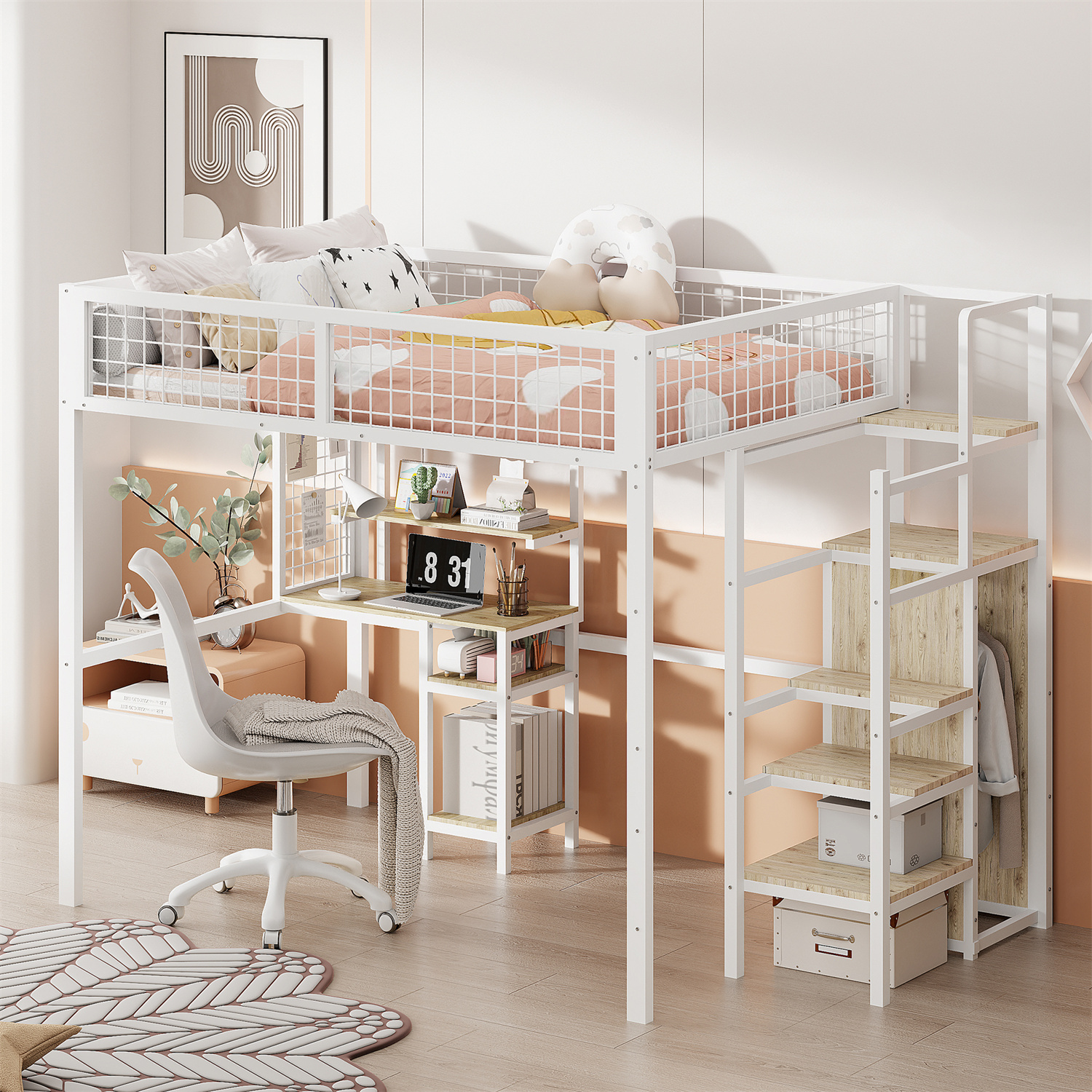 Ein weißes Hochbett mit Schreibtisch, Stuhl und Regalen. Das Bett hat eine Leiter und ein Sicherheitsgeländer. Artikel auf dem Schreibtisch.