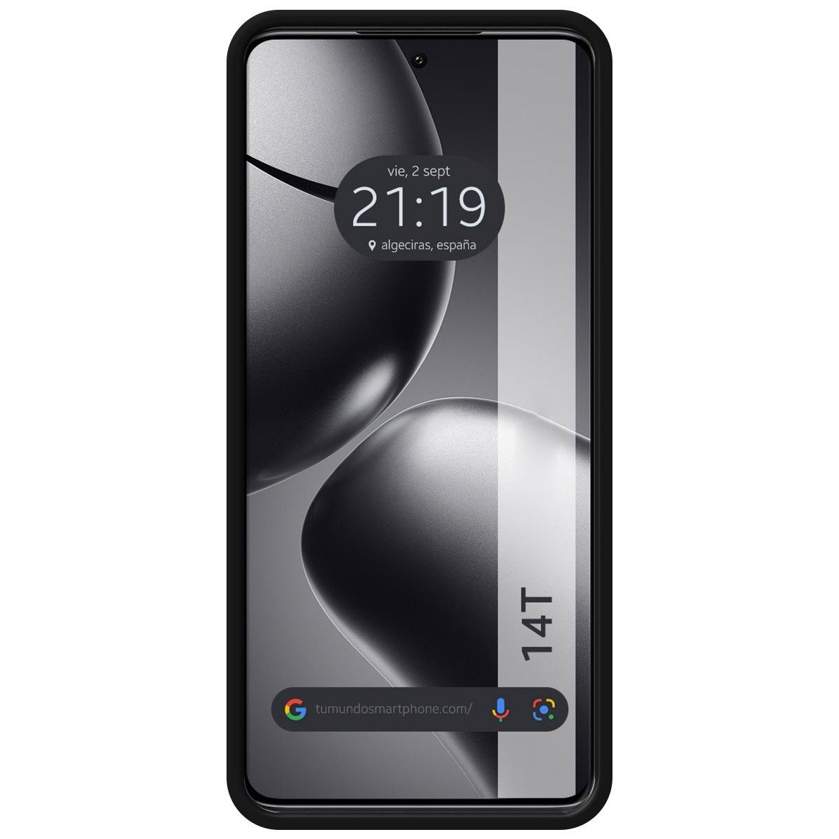 Smartphone con custodia nera che mostra l'ora e la posizione sullo schermo.