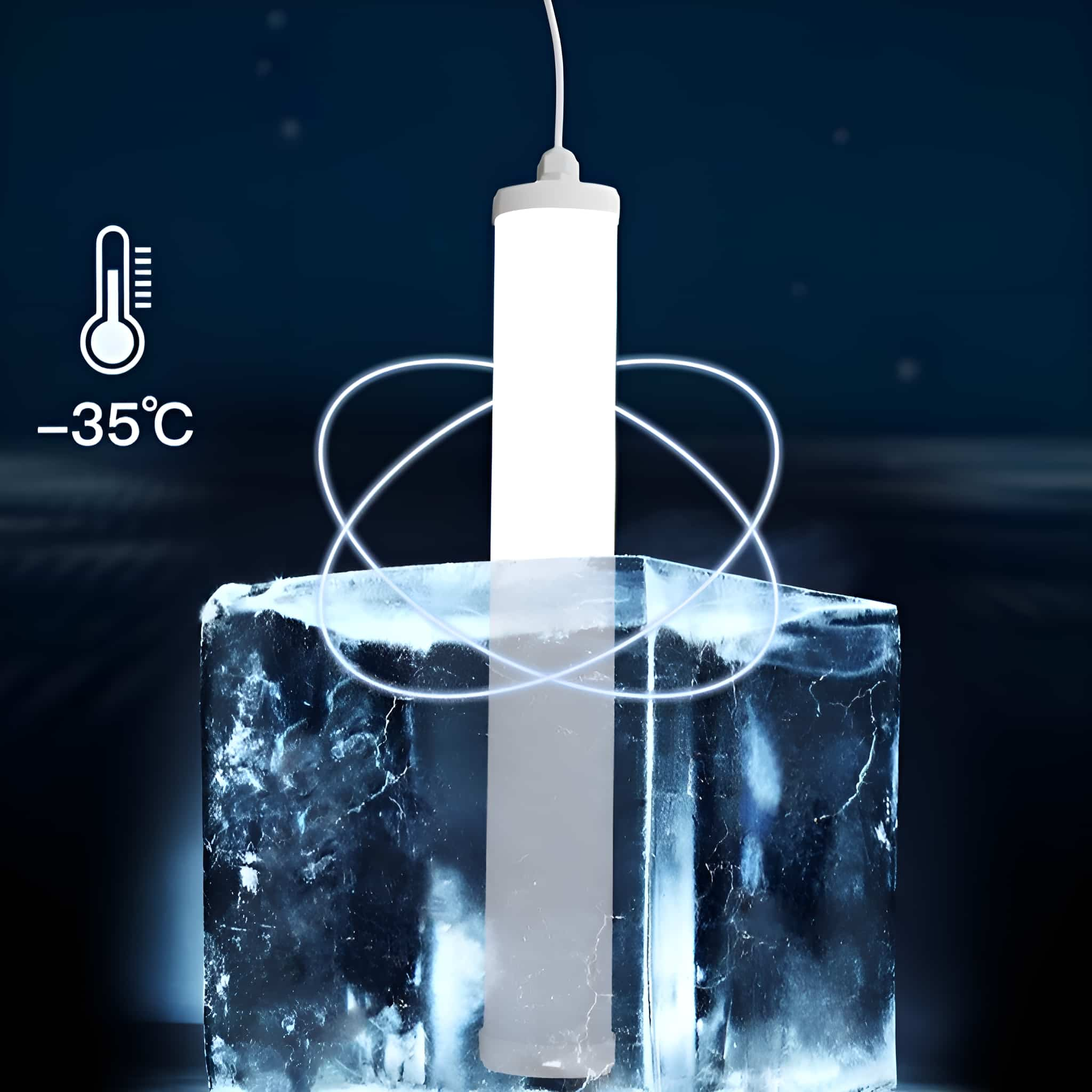 Ein weißes zylindrisches Objekt befindet sich in einem Eisblock, mit Thermometer und negativer Temperatur.