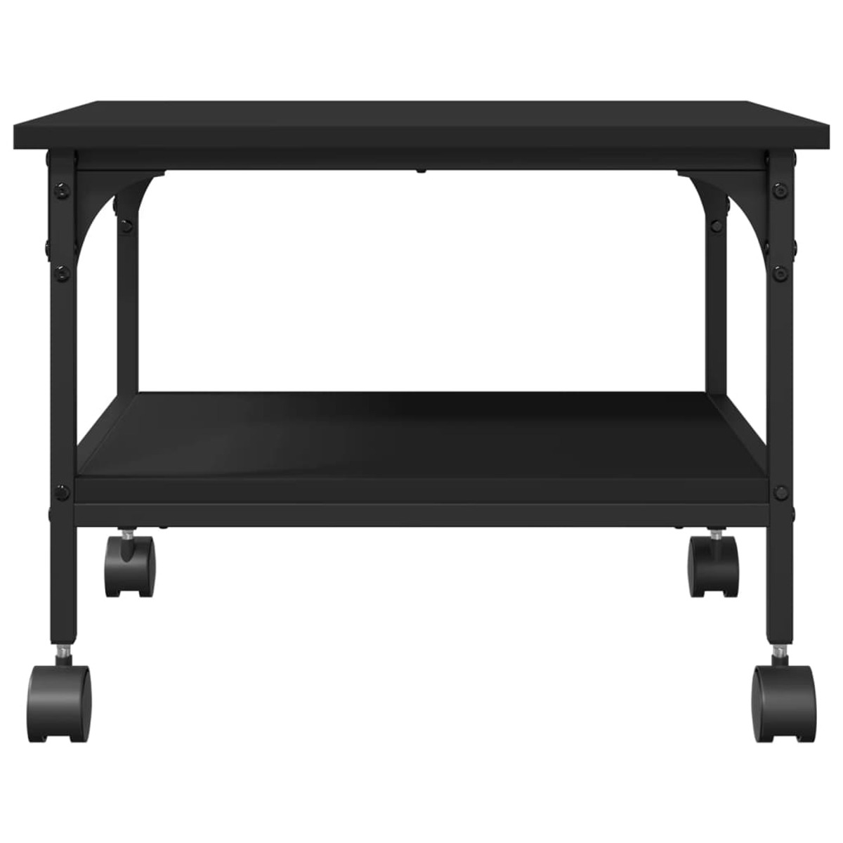Ein schwarzer Metalltisch mit Ablage und Rollen. Der Tisch ist leer und steht vor weißem Hintergrund.