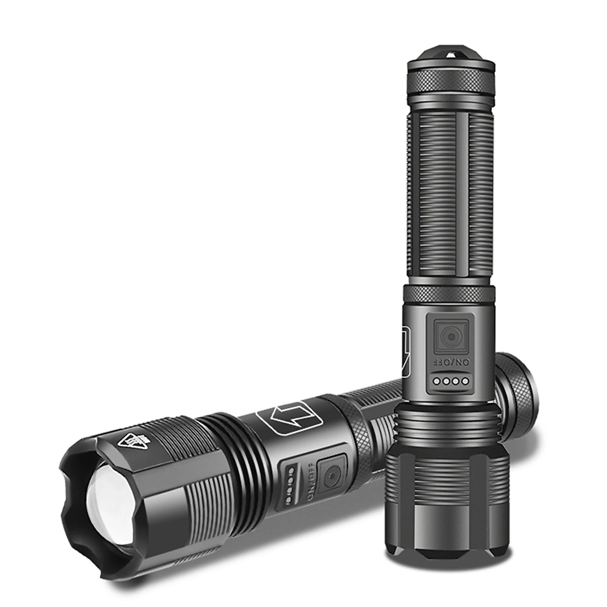 Zwei schwarze Taschenlampen, eine stehend und eine liegend. Beide haben Ein/Aus-Tasten und einen strukturierten Griff.
