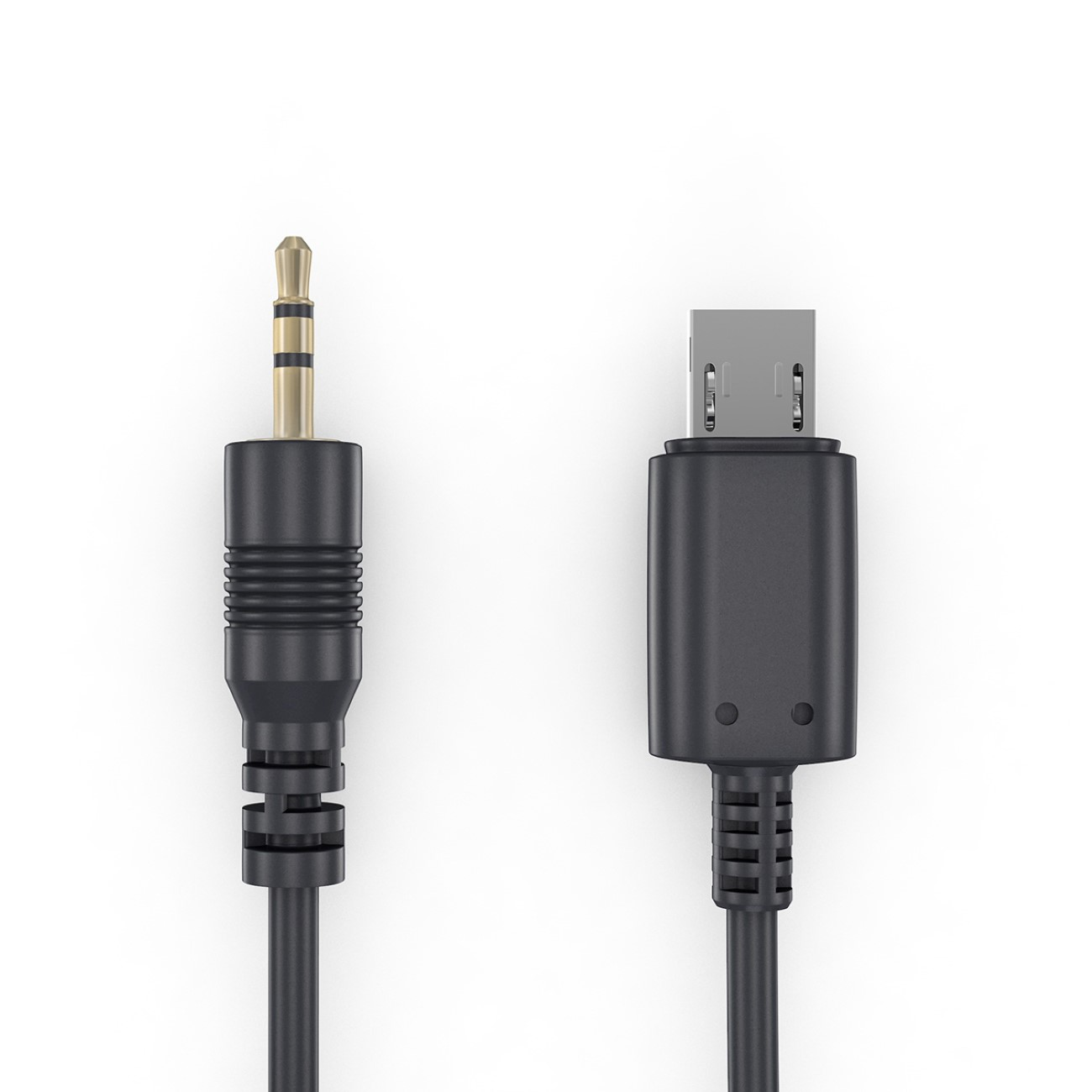 Schwarzes Audiokabel mit Gold- und Silbersteckern.