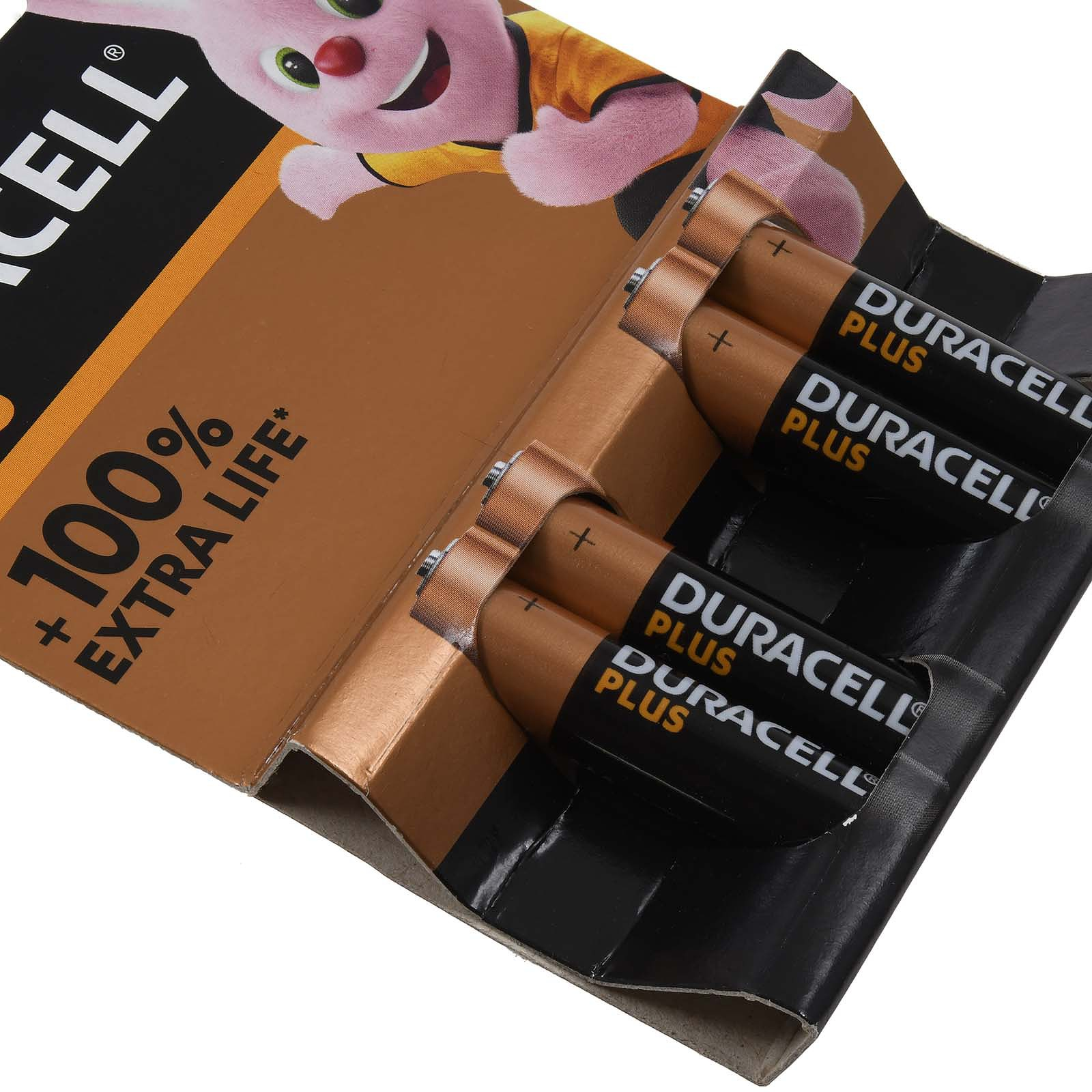 Baterie Duracell Plus w kartonowym opakowaniu, z królikiem Duracell.