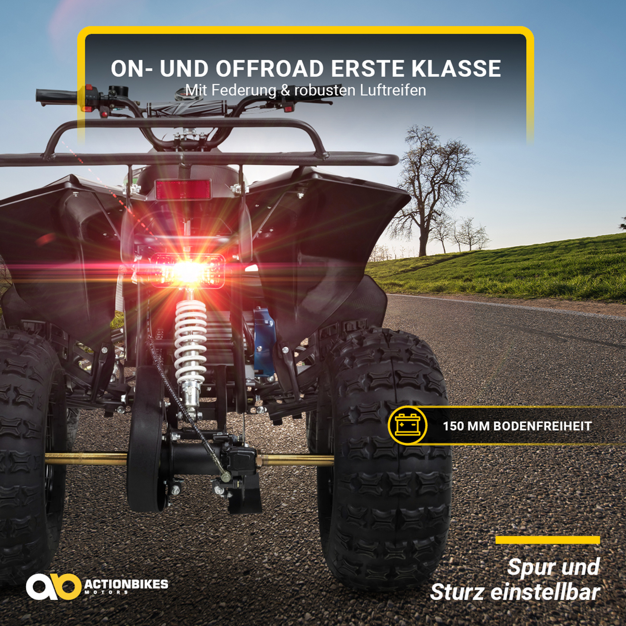 Schwarzes ATV auf der Straße, mit Text, der für On- und Offroad geeignet ist.