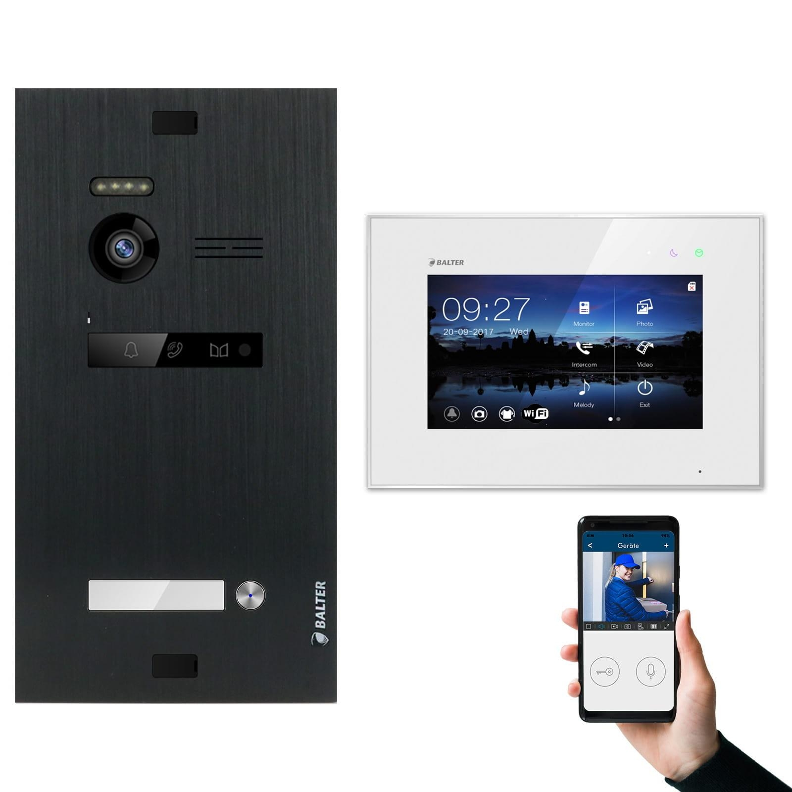 Schwarzes Intercom-System mit Kamera und Display, das Zeit und Live-Video vom Telefon zeigt.