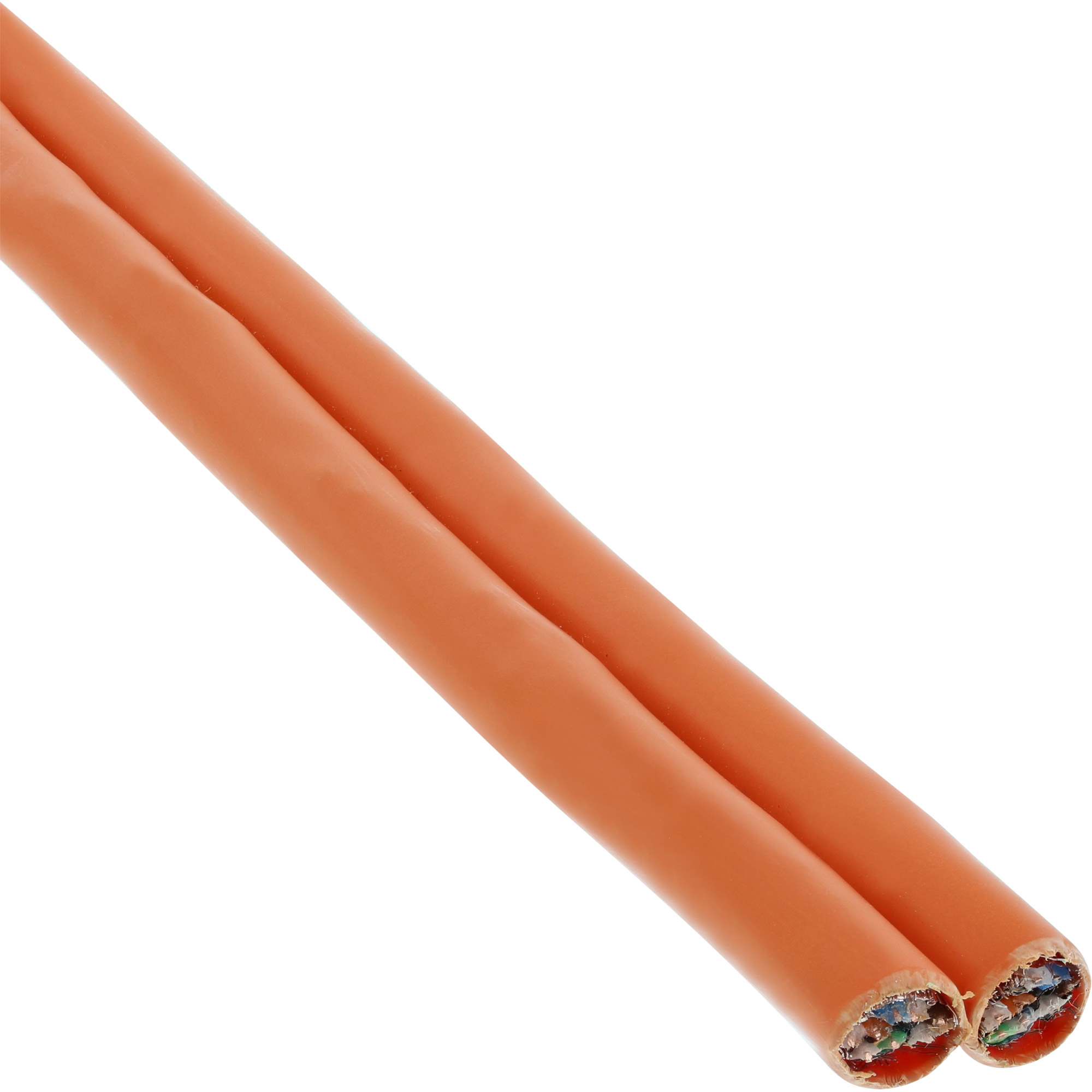 Due cavi arancioni, tagliati per mostrare i fili interni in dettaglio.