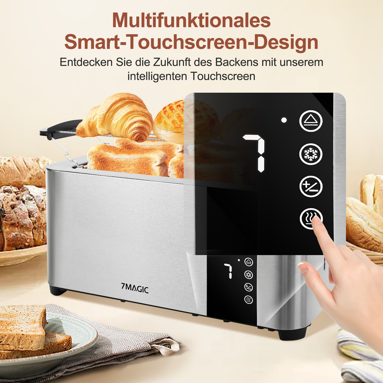 Ein Toaster mit Brot. Eine Hand berührt das digitale Display. Croissants und Brot im Hintergrund.
