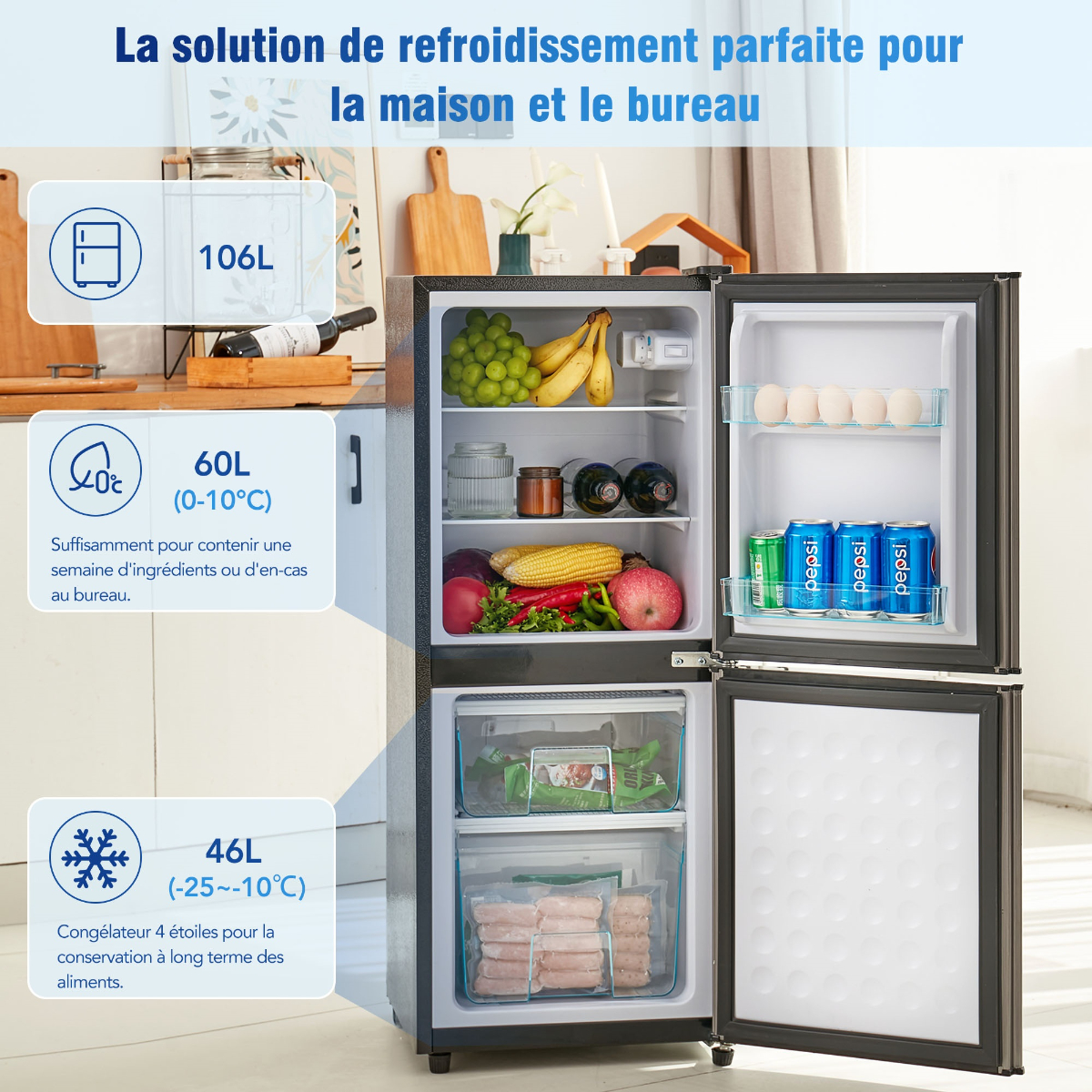 Ein Kühlschrank mit geöffneten Türen, gefüllt mit Lebensmitteln, Getränken und Infografiken zur Temperatur.