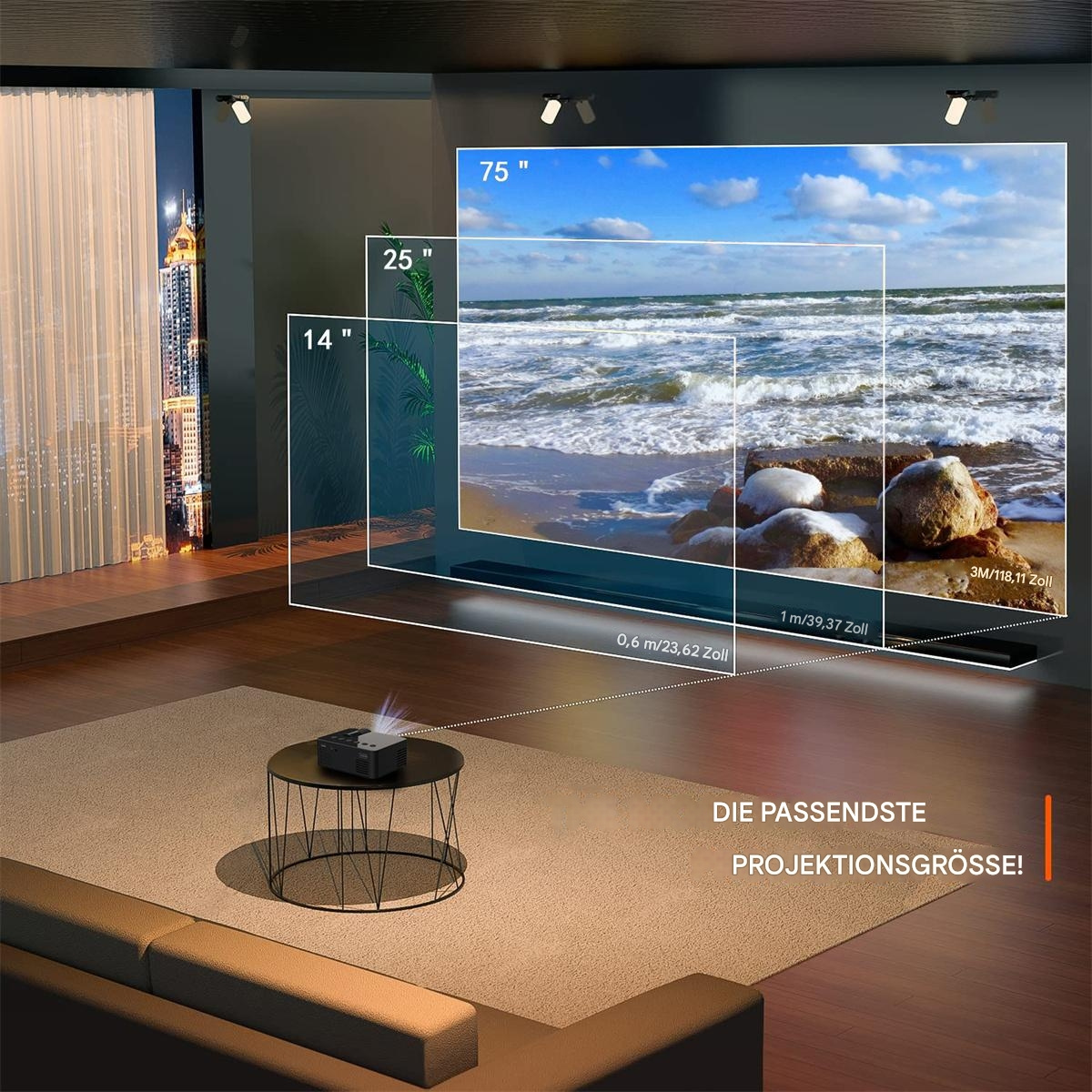 Wohnzimmer mit Projektor und Leinwand, die eine Strandszene zeigt. Größen in Zoll.
