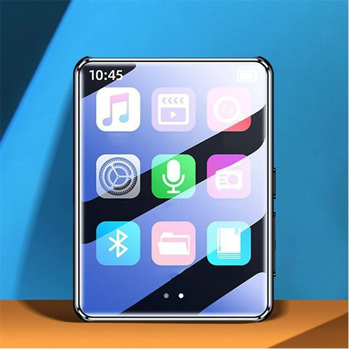 Ein kleiner, rechteckiger digitaler Musikplayer mit Touchscreen-Symbolen auf blauem Hintergrund.