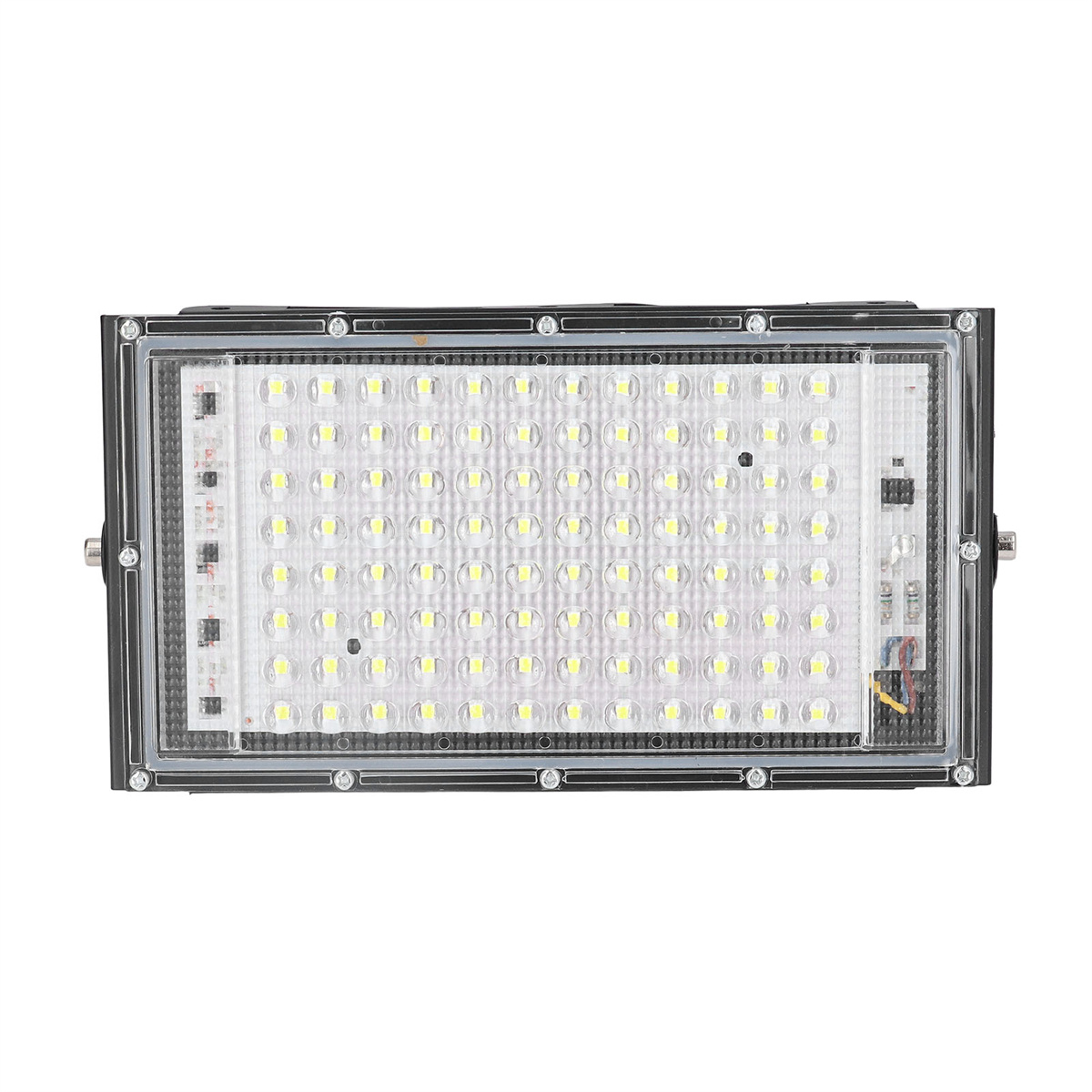 Rechteckiger LED-Flutlichtstrahler mit vielen LEDs auf weißem Grund.