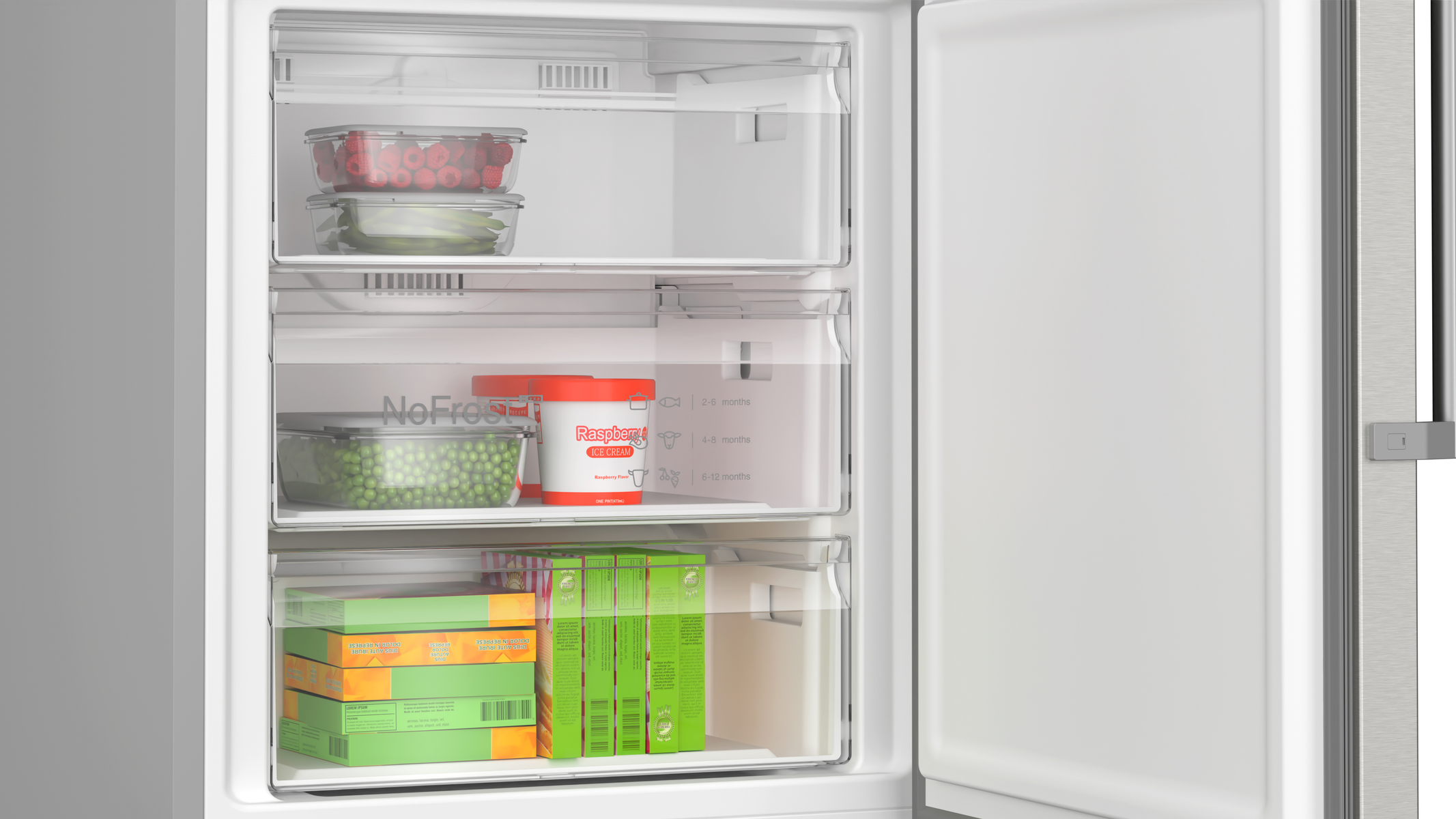 In einem Kühlschrank, der Regale mit gelagerten Lebensmitteln in Behältern zeigt.