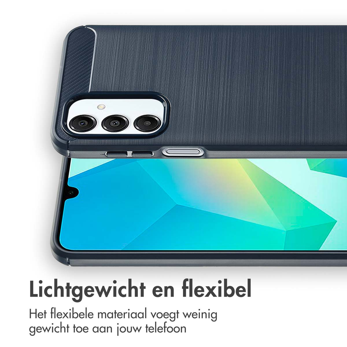 Une coque de téléphone, bleu foncé, avec une surface texturée. Le téléphone est à l'intérieur.