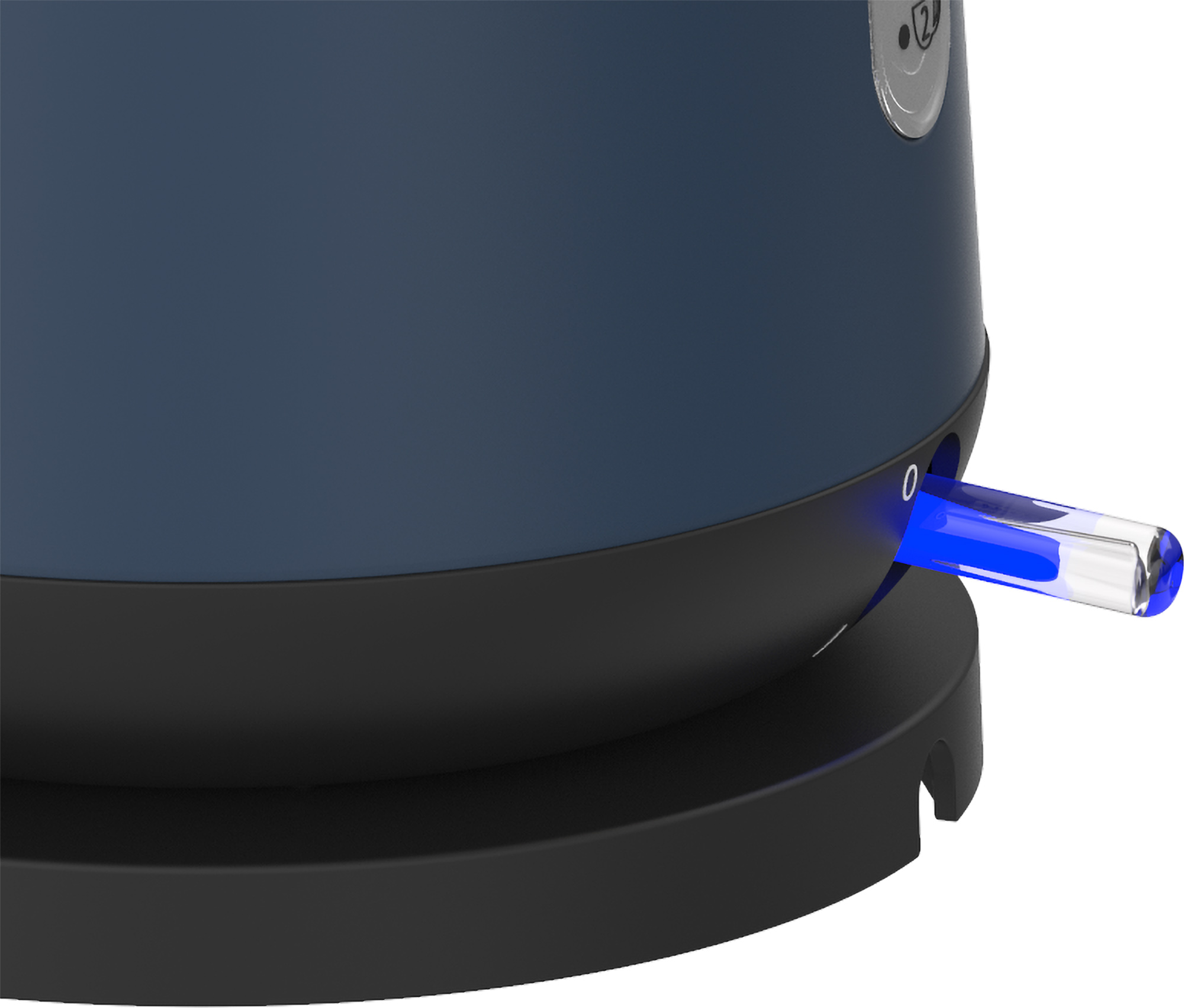Nahaufnahme eines blau-schwarzen Wasserkochers mit blauem Licht.