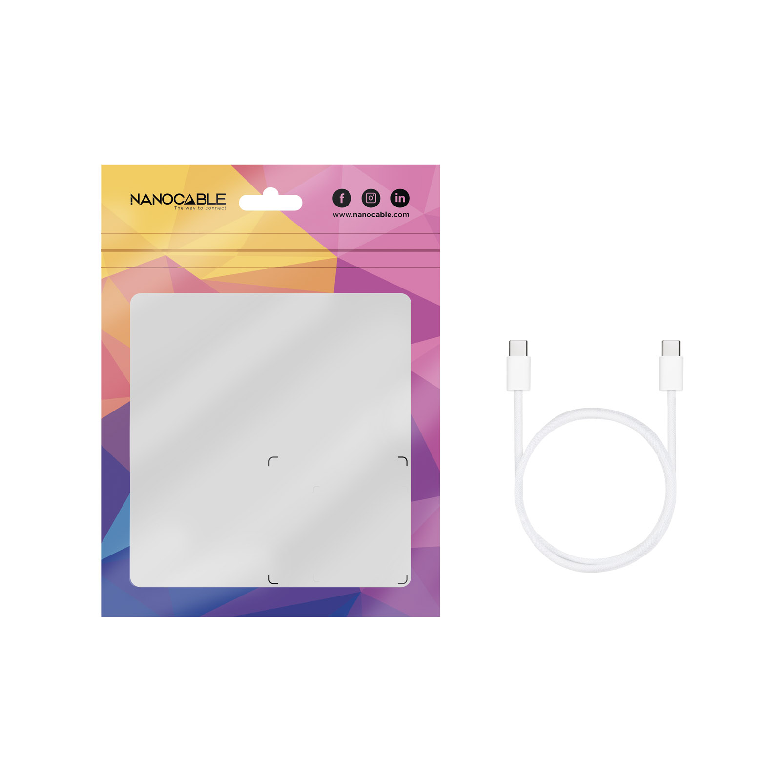 Weißes Kabel und Verpackung vor weißem Hintergrund, Branding sichtbar.