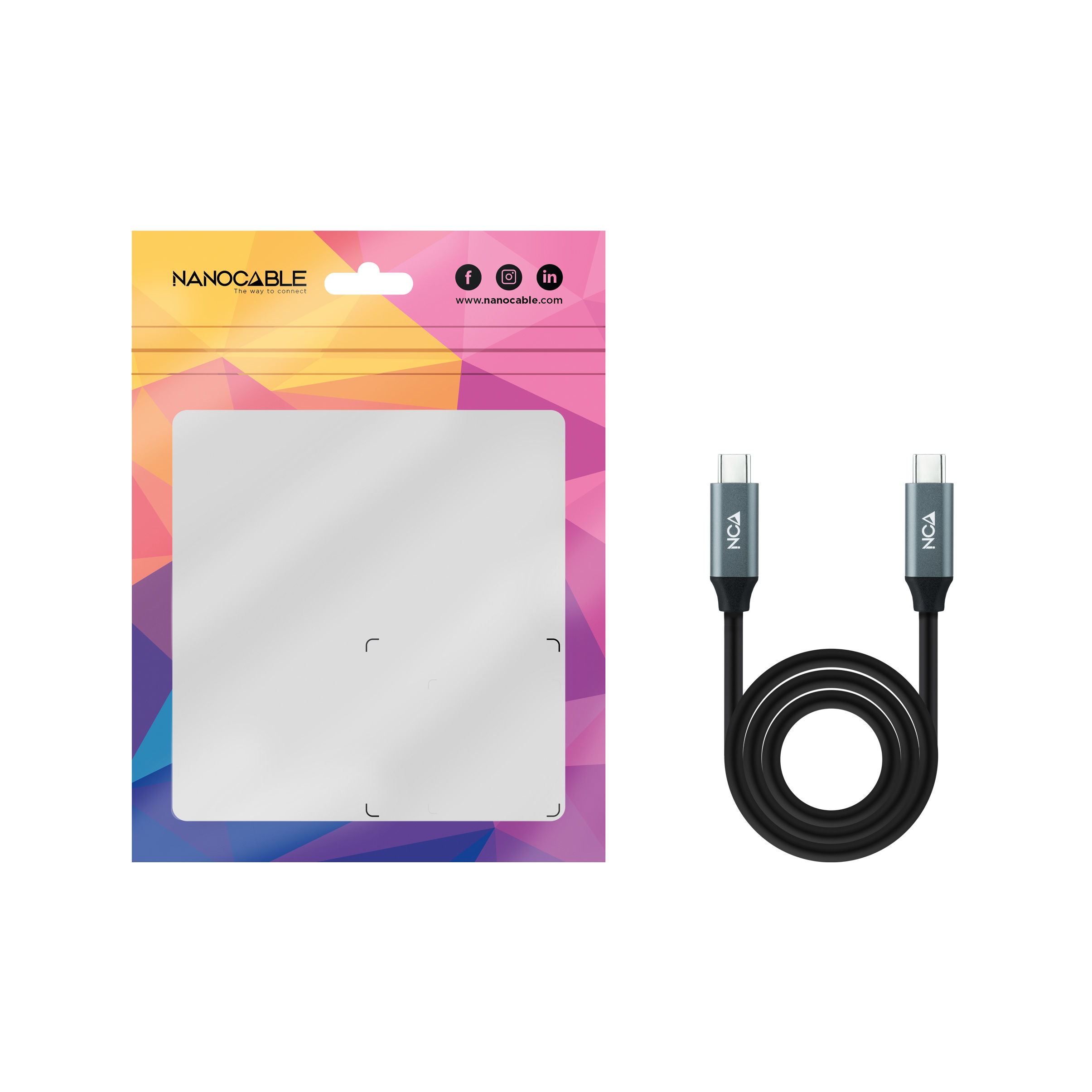 USB-Kabel mit grauen Steckern und eine Plastiktüte mit Logos.
