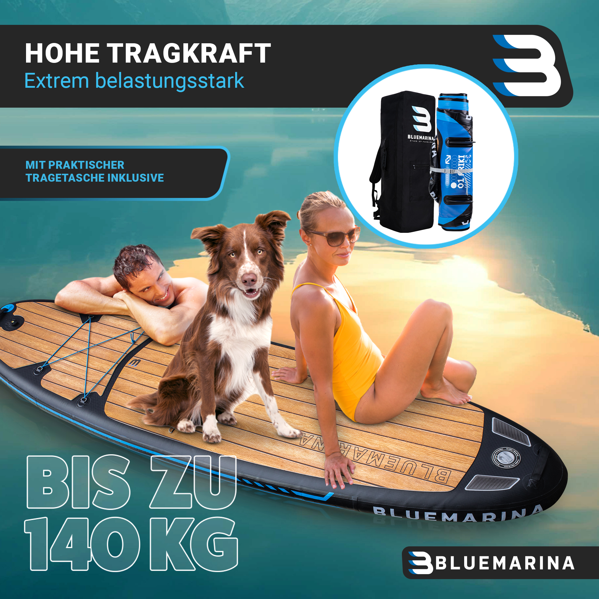 Ein Mann, ein Hund und eine Frau auf einem Paddleboard. Blaues Wasser im Hintergrund.