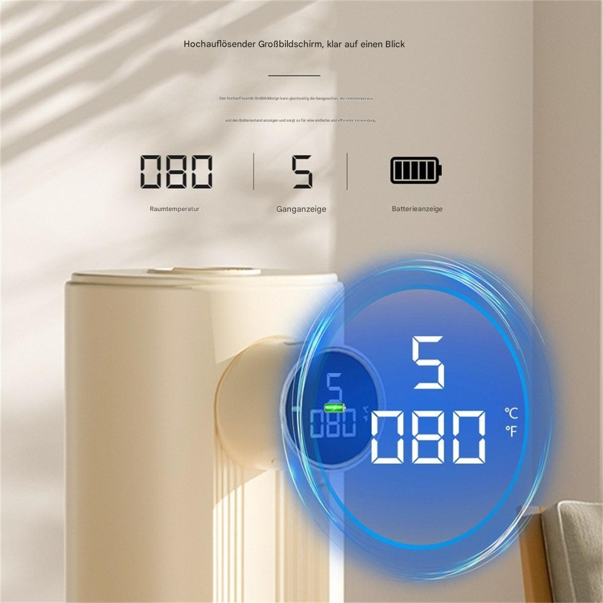 Digitalanzeige zeigt Raumtemperatur, Gang und Batteriestand auf weißem Hintergrund.