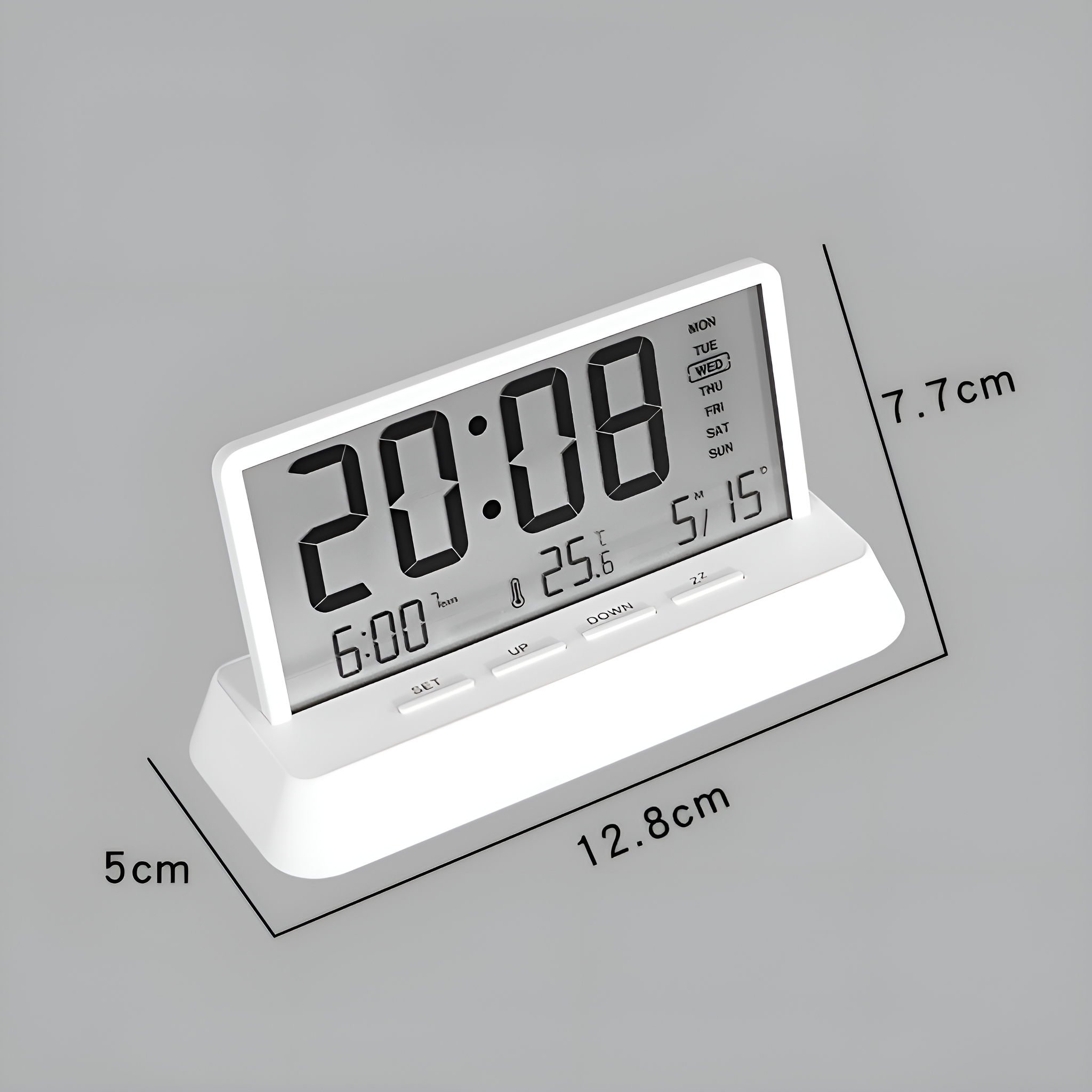 Weisse Digitaluhr, die 20:08 und 6:00 anzeigt, mit Temperatur- und Datumsanzeige.
