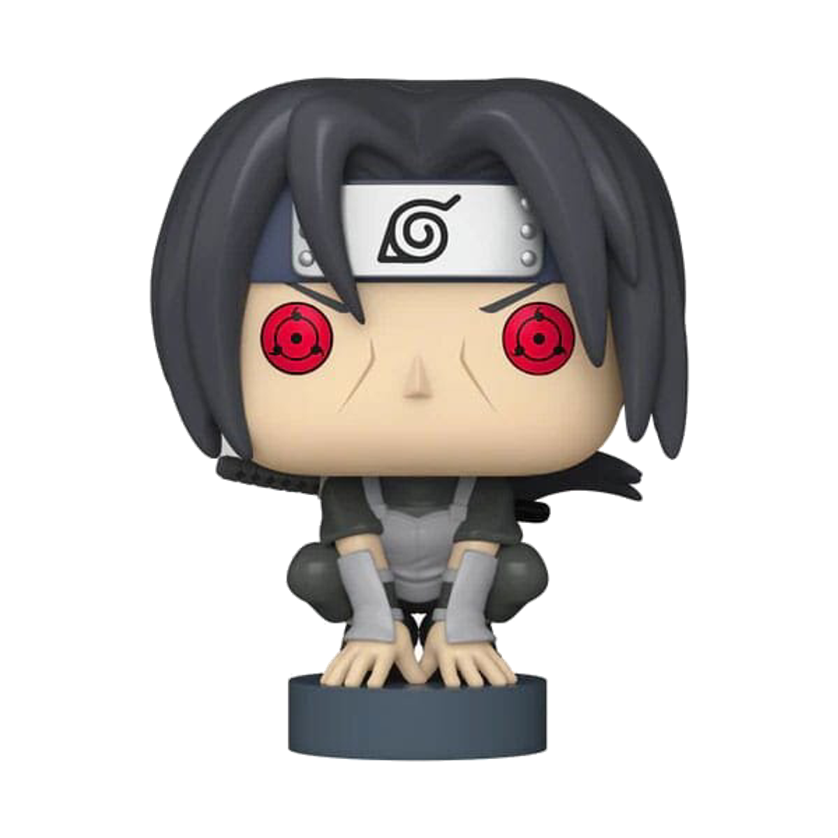 Una figura Pop! de Itachi Uchiha de Naruto. Lleva una diadema y tiene ojos Sharingan rojos.