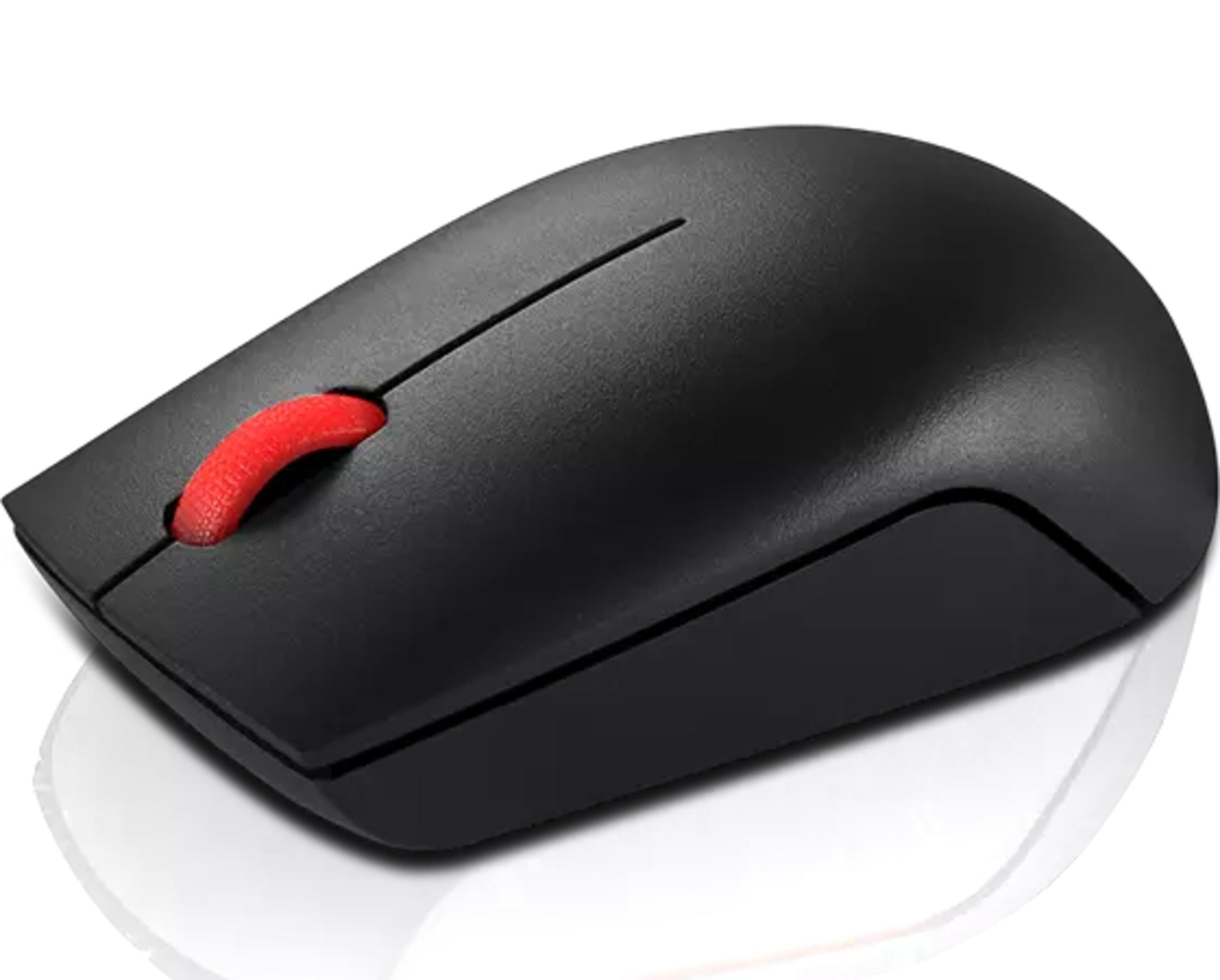 Een zwarte computermuis met een rood scrollwiel, liggend op een reflecterend oppervlak.